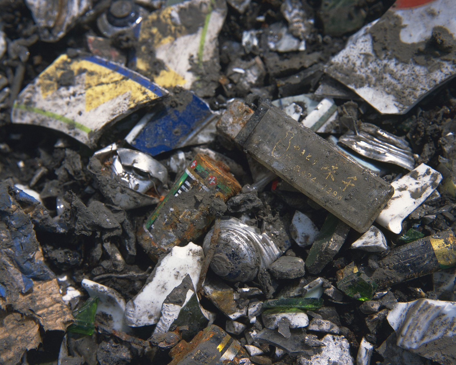 废电池回收处理设备# 找一个环保的方式把废旧锂电池,锂离子电池材料