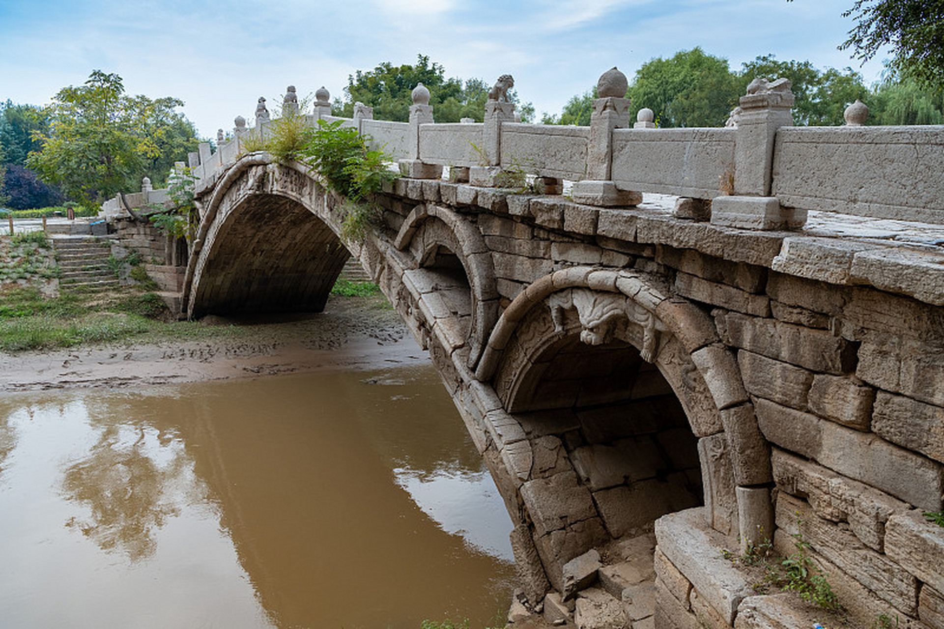 #新春年货不打烊# 当我踏上石家庄市赵州桥的那一刻,我被它的壮丽和历