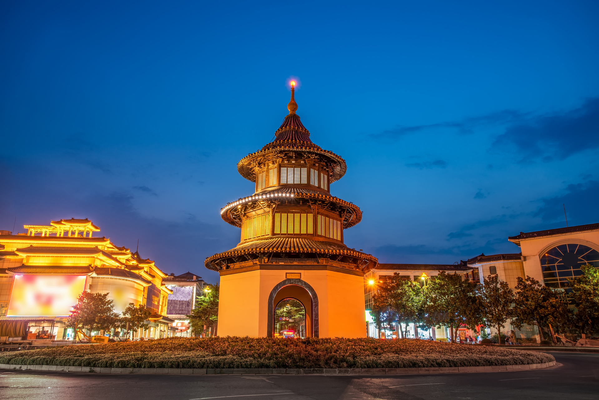 扬州文昌阁夜景图片