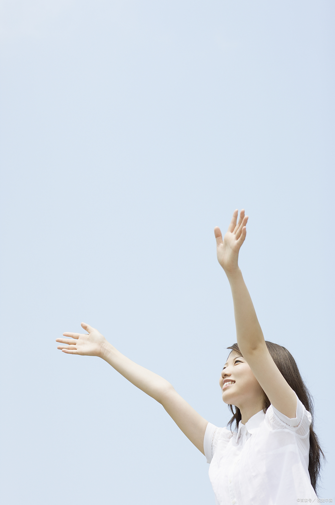 坚持下来肩颈更轻松,睡眠质量也更好,气色也更加红刃 运动坚持一下