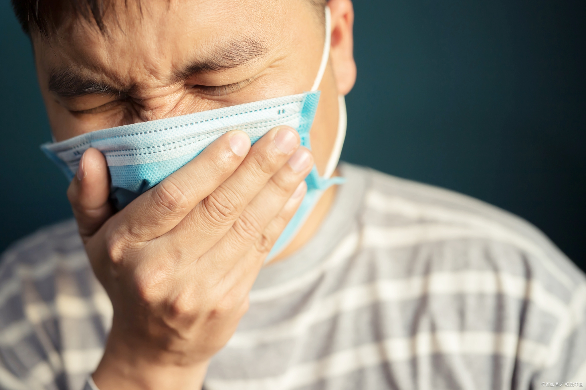 肺炎是肺部感染引发的炎症反应,成人患者常伴随