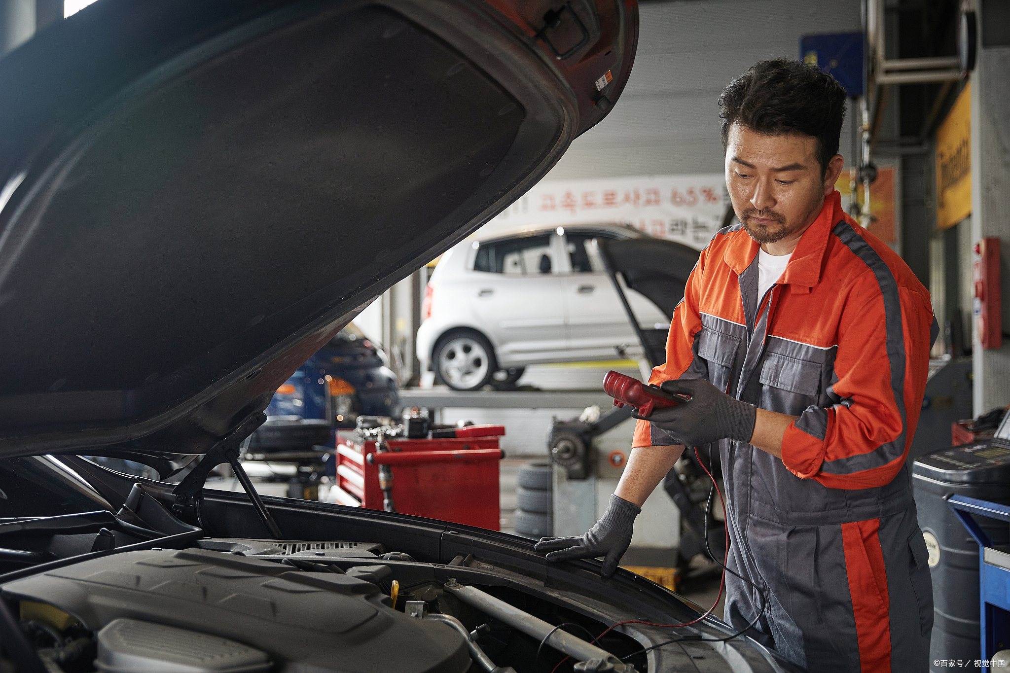 学汽修去哪里好  学习汽修可以选择以下几个地方:  1.