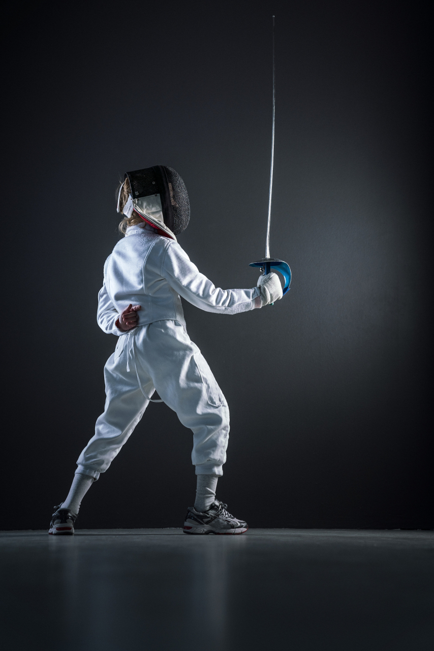 香港击剑界的璀璨明星#2024冠军来电# 江旻憓,在万众瞩目的赛场上