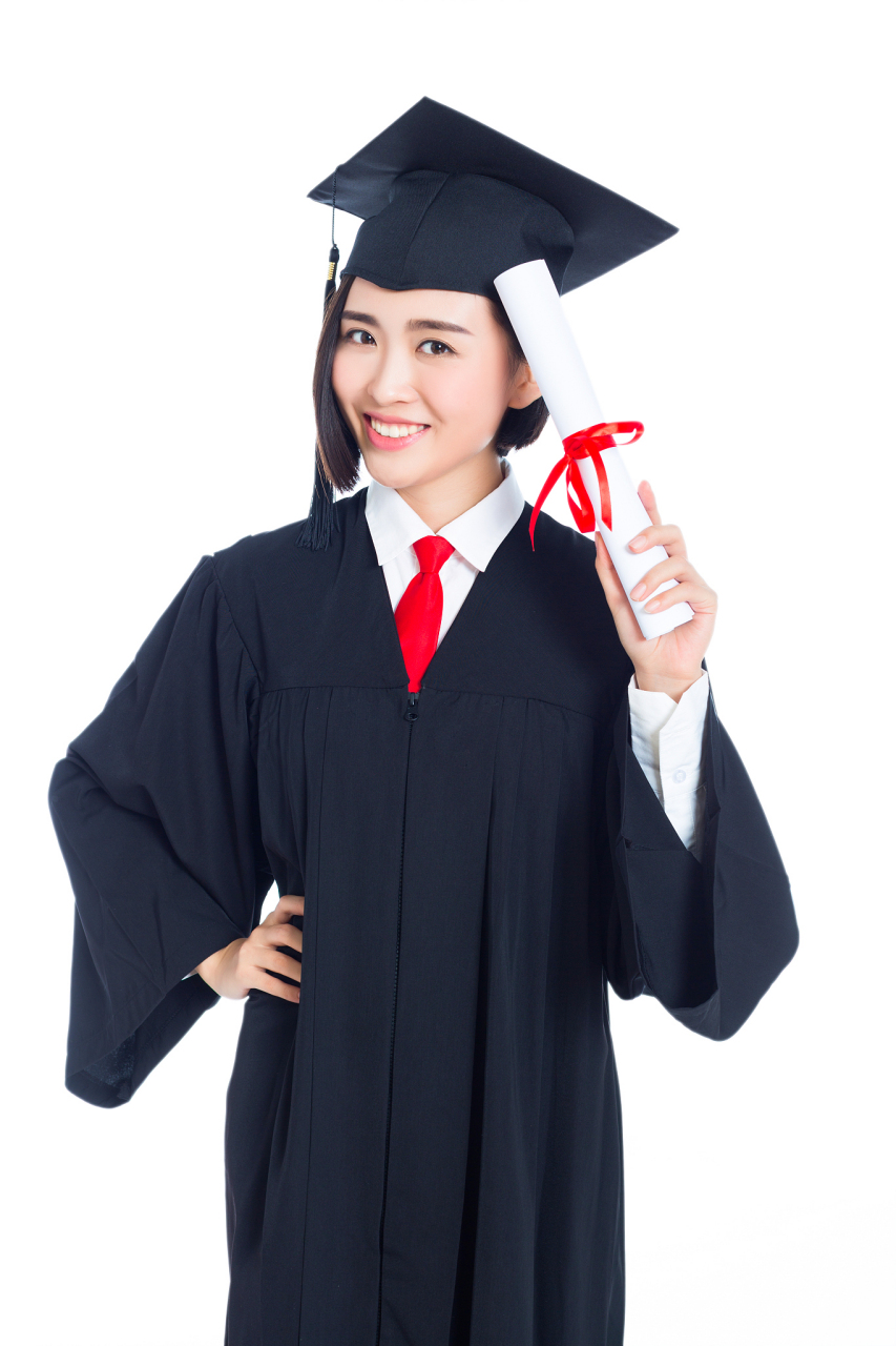 理科学士服起源于中世纪欧洲,是学术界的标志性服饰.