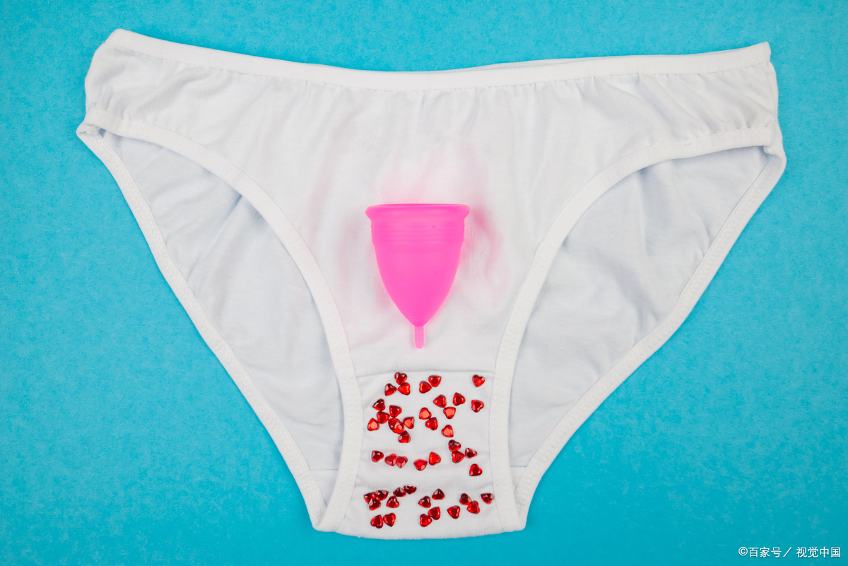 hey,美女们!是不是有时候发现内裤上的白带比平时多?