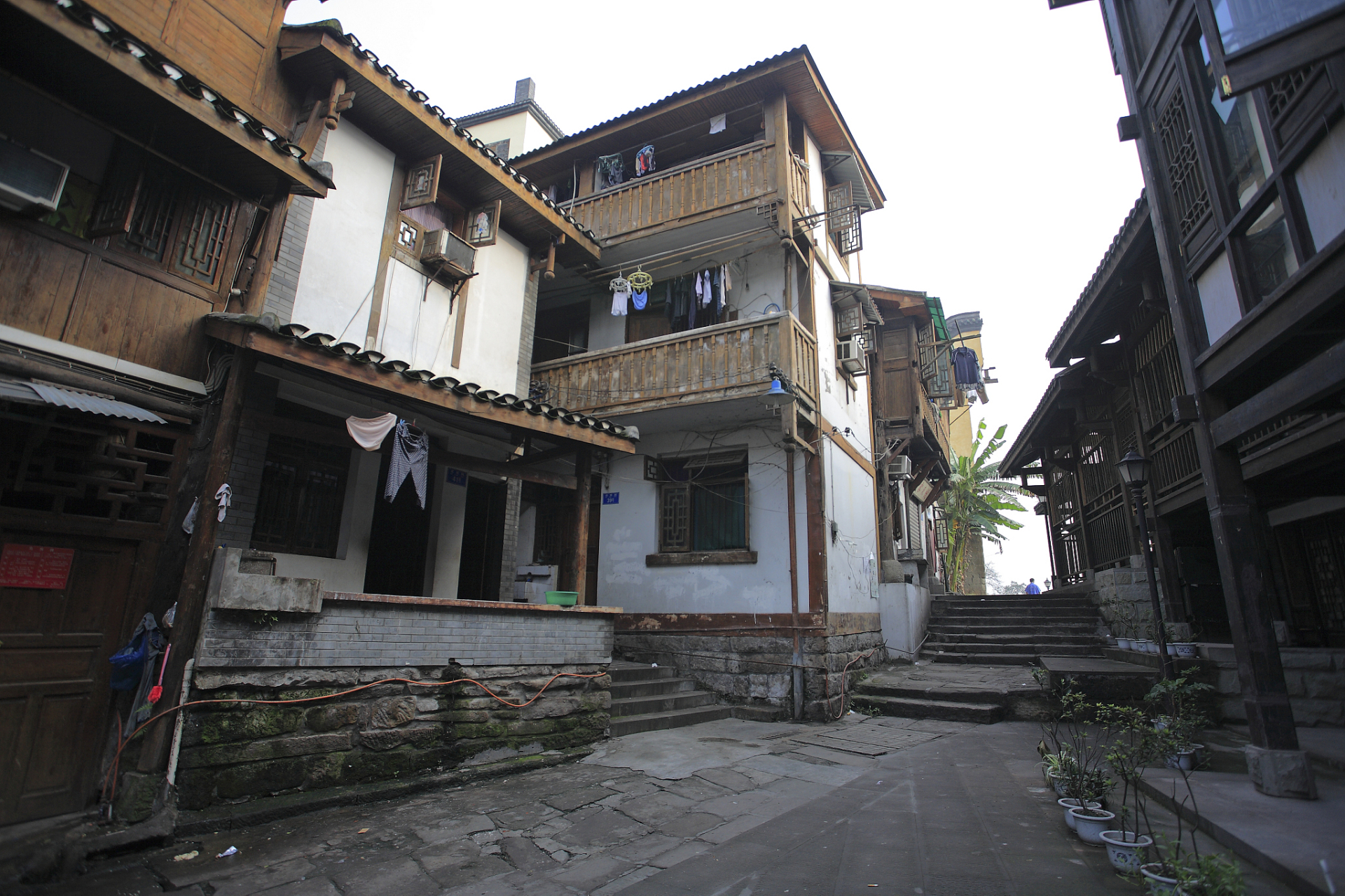 后柳古镇的南边分别有内湖与外湖,内湖是一个人工开挖修建而成的池塘