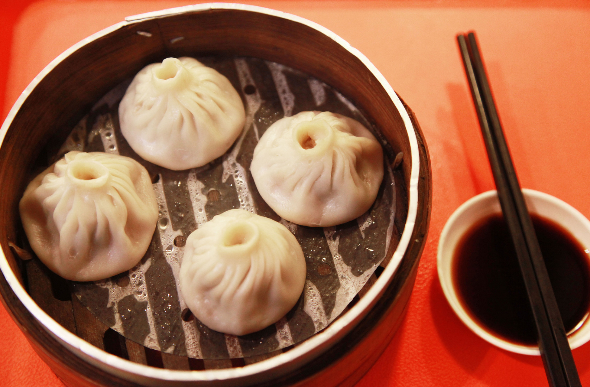 在这里,我为大家介绍几种不容错过的岳阳美食.