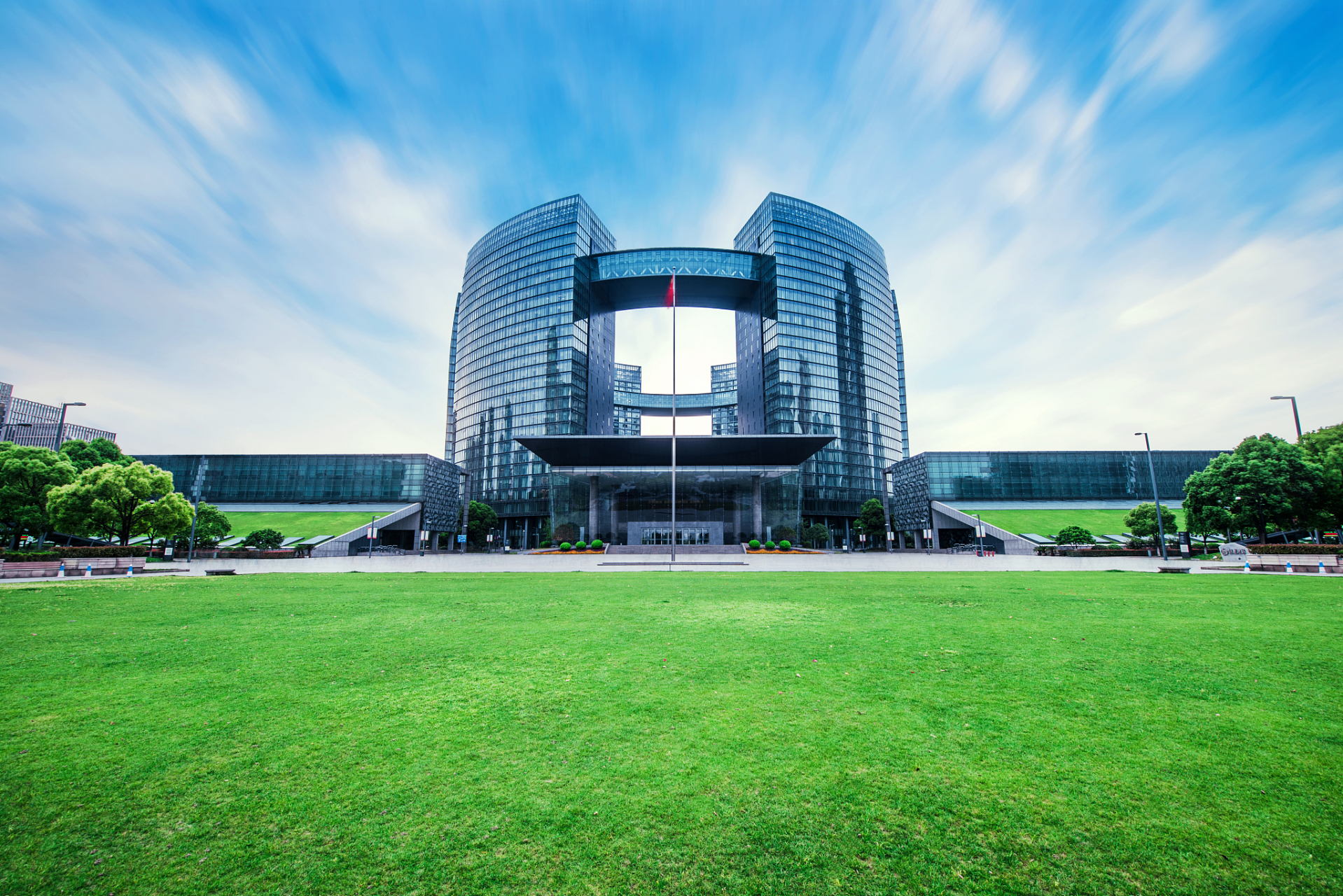 九月动态激励计划# 杭州市民中心位于杭州市西湖区钱江新城的中心