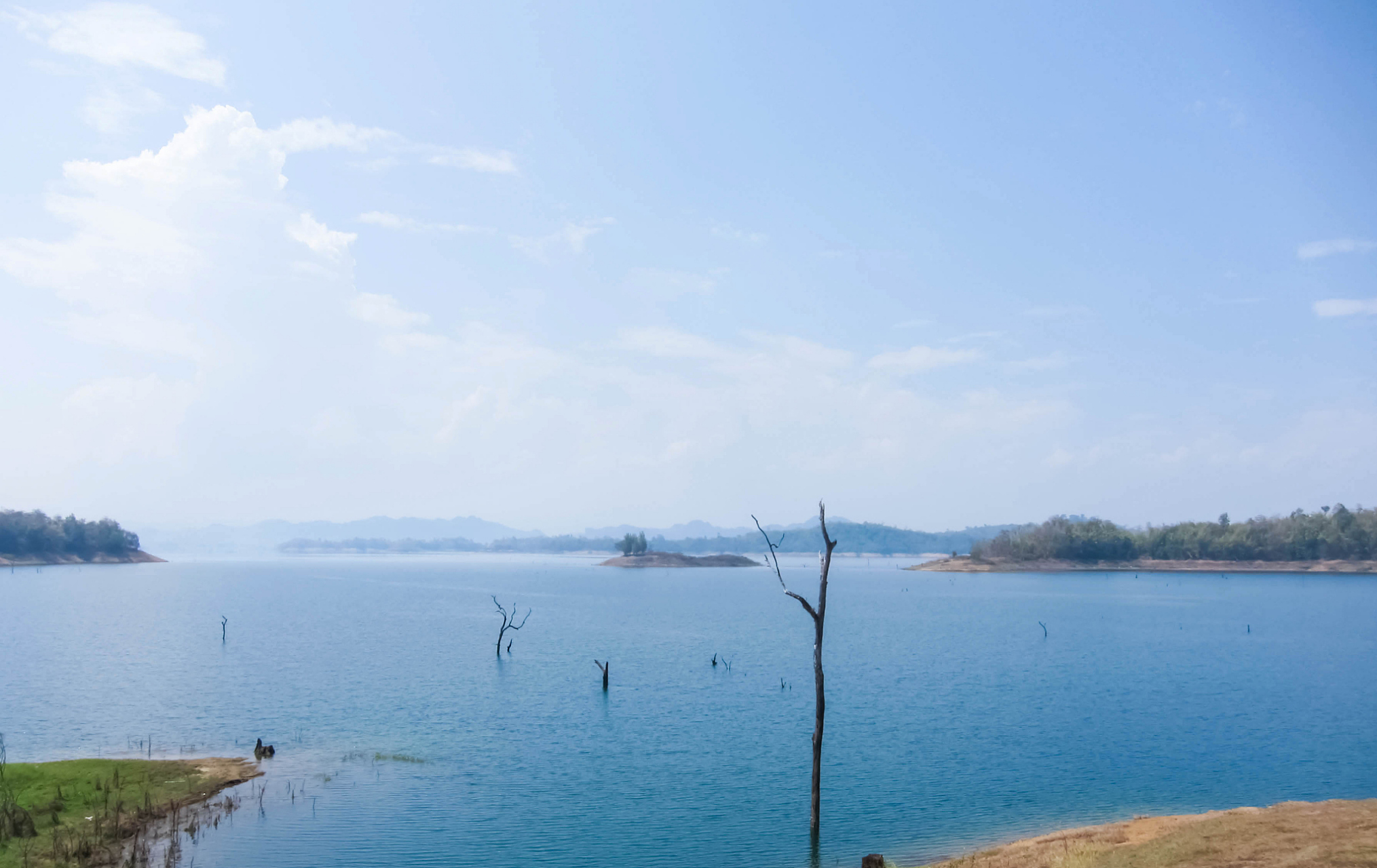 枫树坝水库简介|枫树坝水库,又名青龙湖,位于广东省河源市龙川县中部