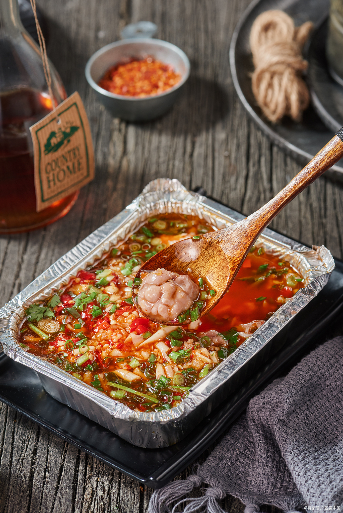 九村烤脑花烧烤店的烤脑花就是一绝!