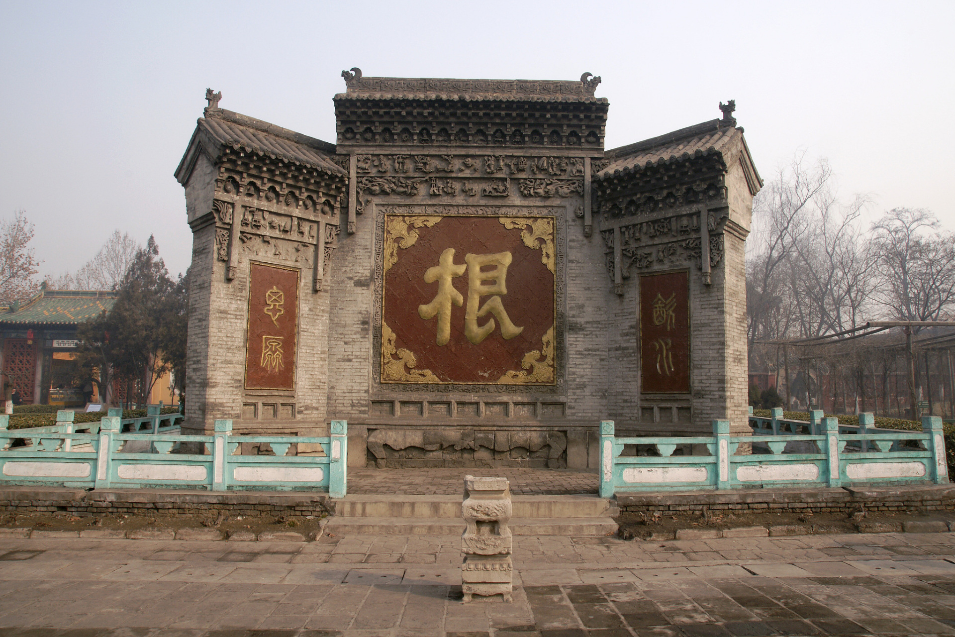 洪洞县旅游景点包括广胜寺,苏三监狱,大槐树寻根祭祖园和明代监狱等