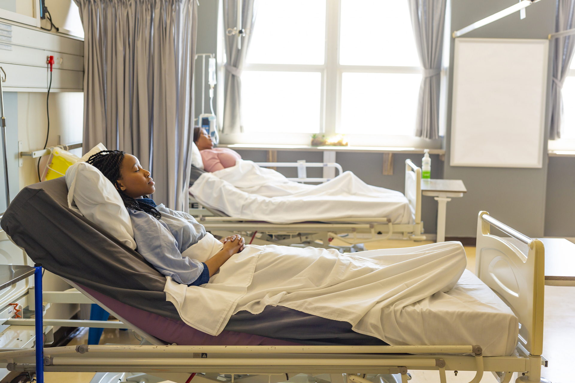 湖北小伙为打游戏,与父母断联10年,2011年,才与父