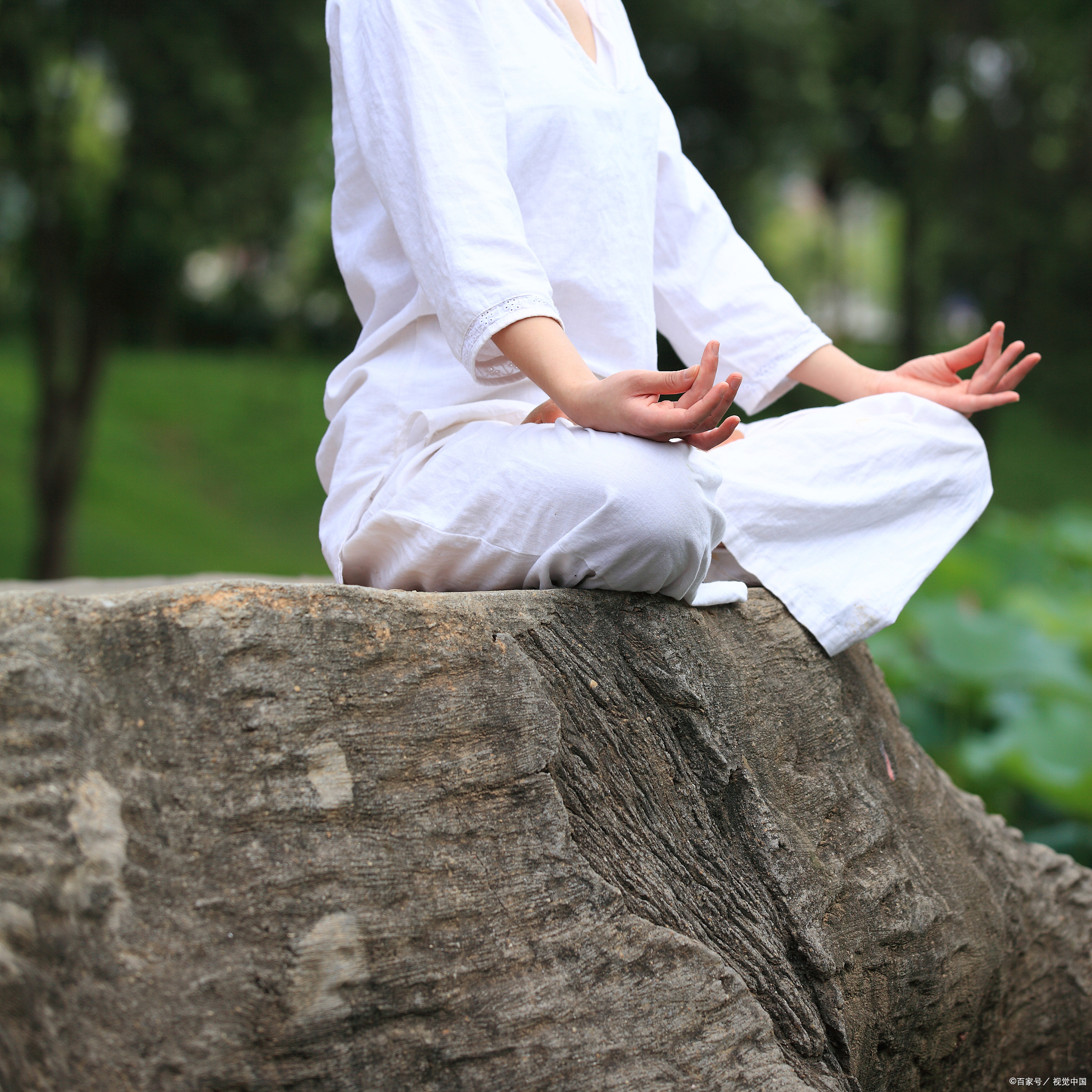 养浩然正气,正气乃气场的重要命脉.正气存内,邪不可干