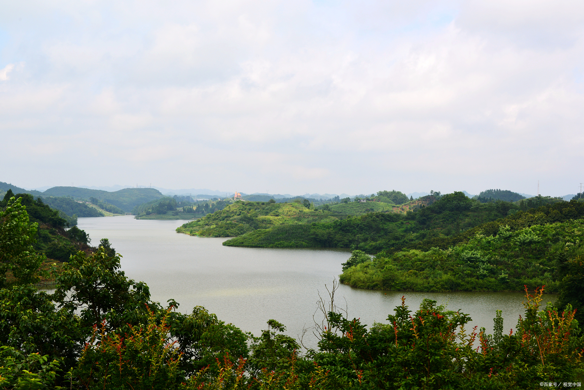 四川广安最美的天池湖:青山绿水间的明镜