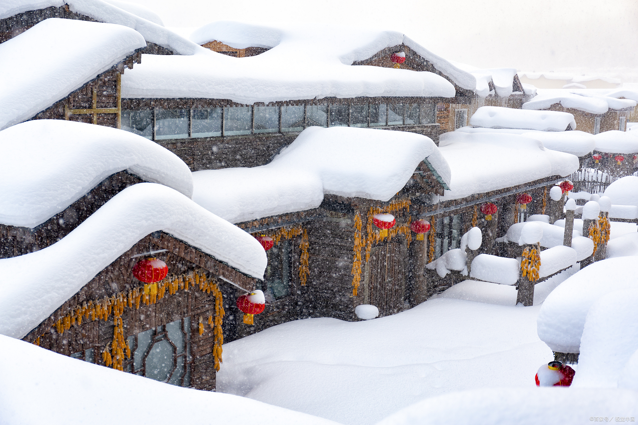 梦幻雪国,探秘东北仙境:中国雪乡等你来畅游!