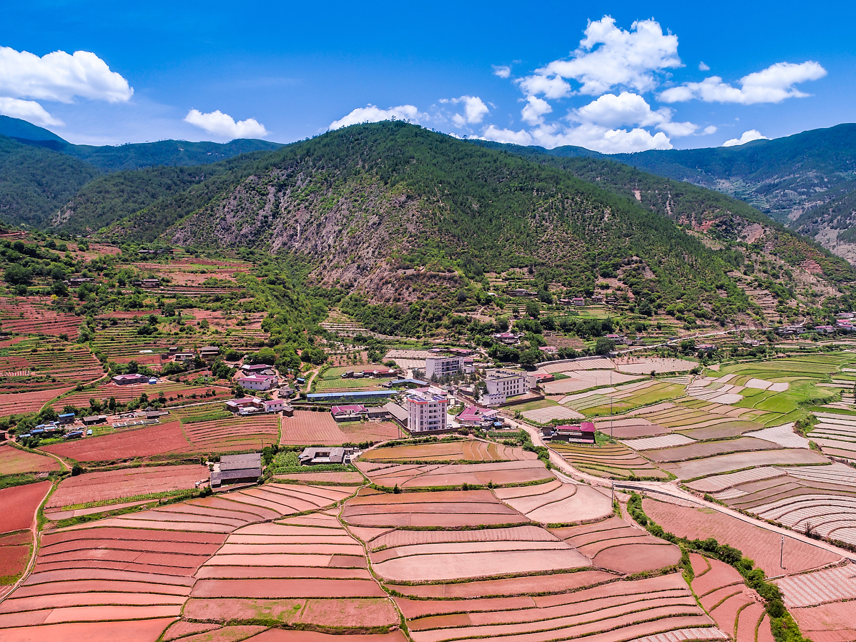 四川凉山州金阳县:神秘之地,风景这边独好  四川凉山州金阳县,这是一