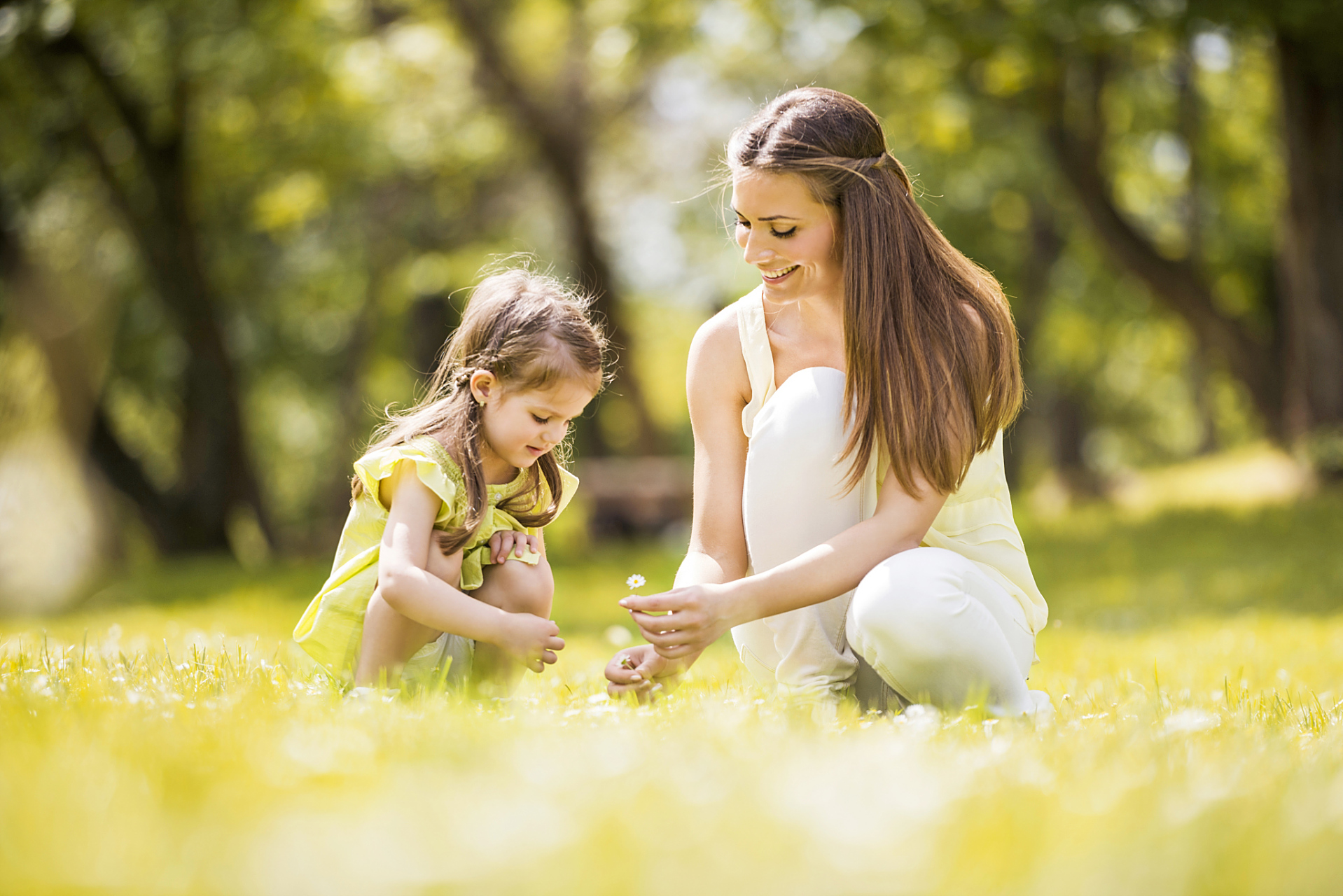 女儿不需要报销妈妈感慨自己没用#