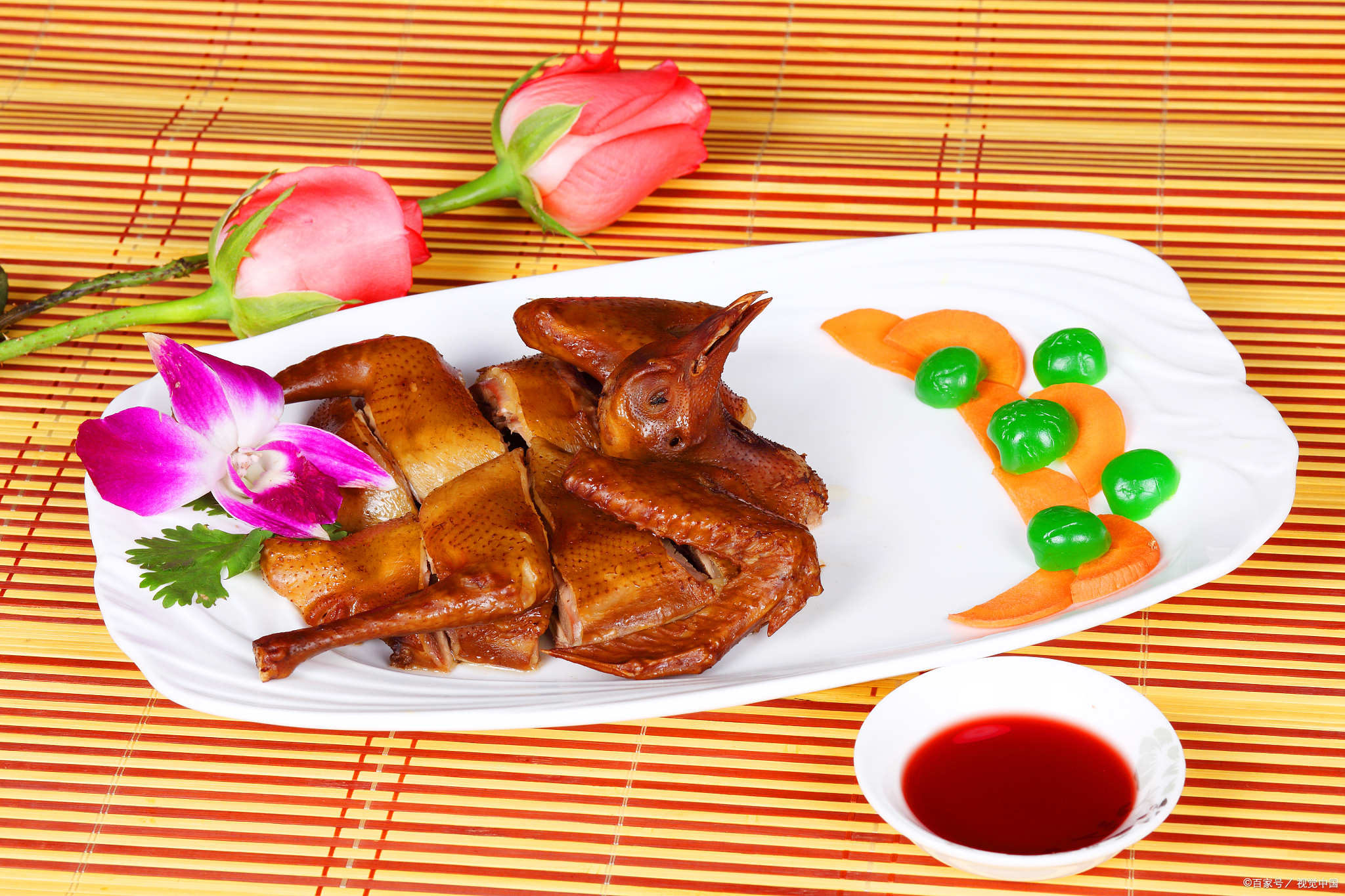 红烧乳鸽:令人欲罢不能的美味佳肴