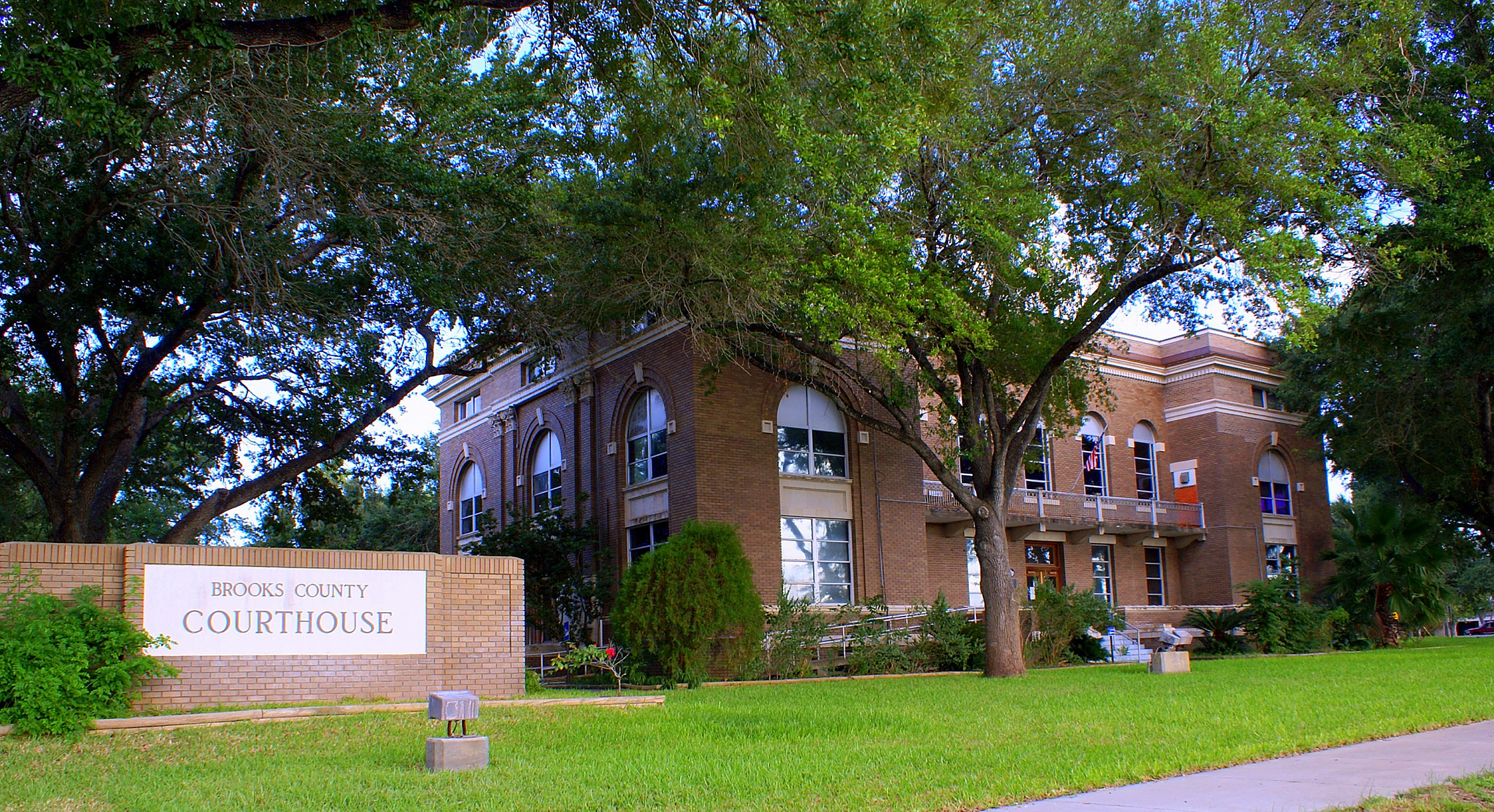 加州戴维斯ucd再次发生伤人案  继4月27日中央公园(central park)一位