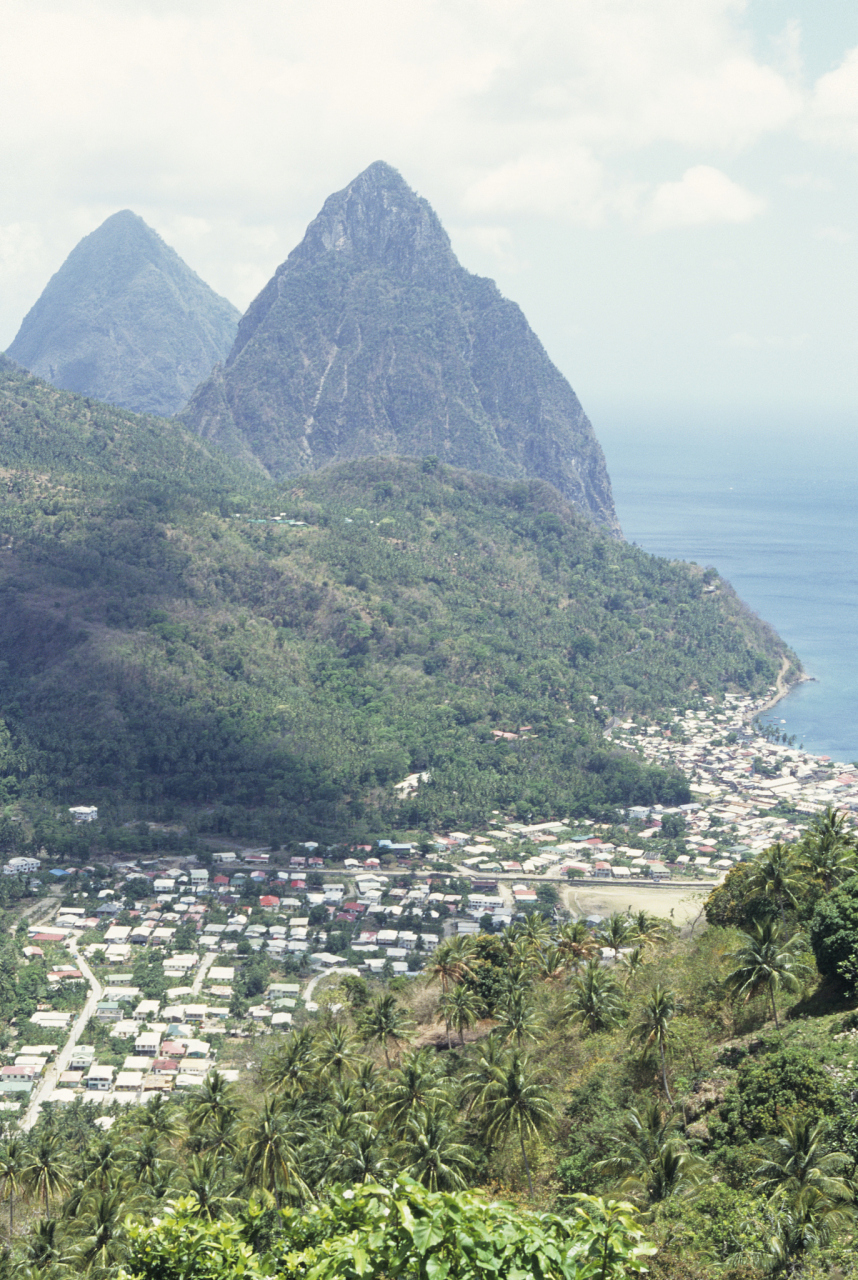 探秘吉打州亚罗士打:与"象"共舞的象屿山寻宝之旅9398  在吉打州