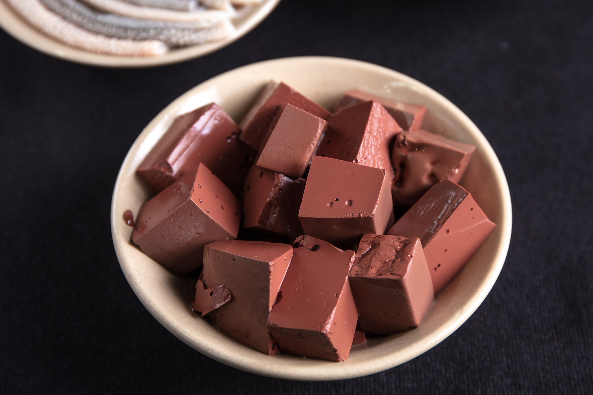 5块钱鸭血吃出火锅店同款