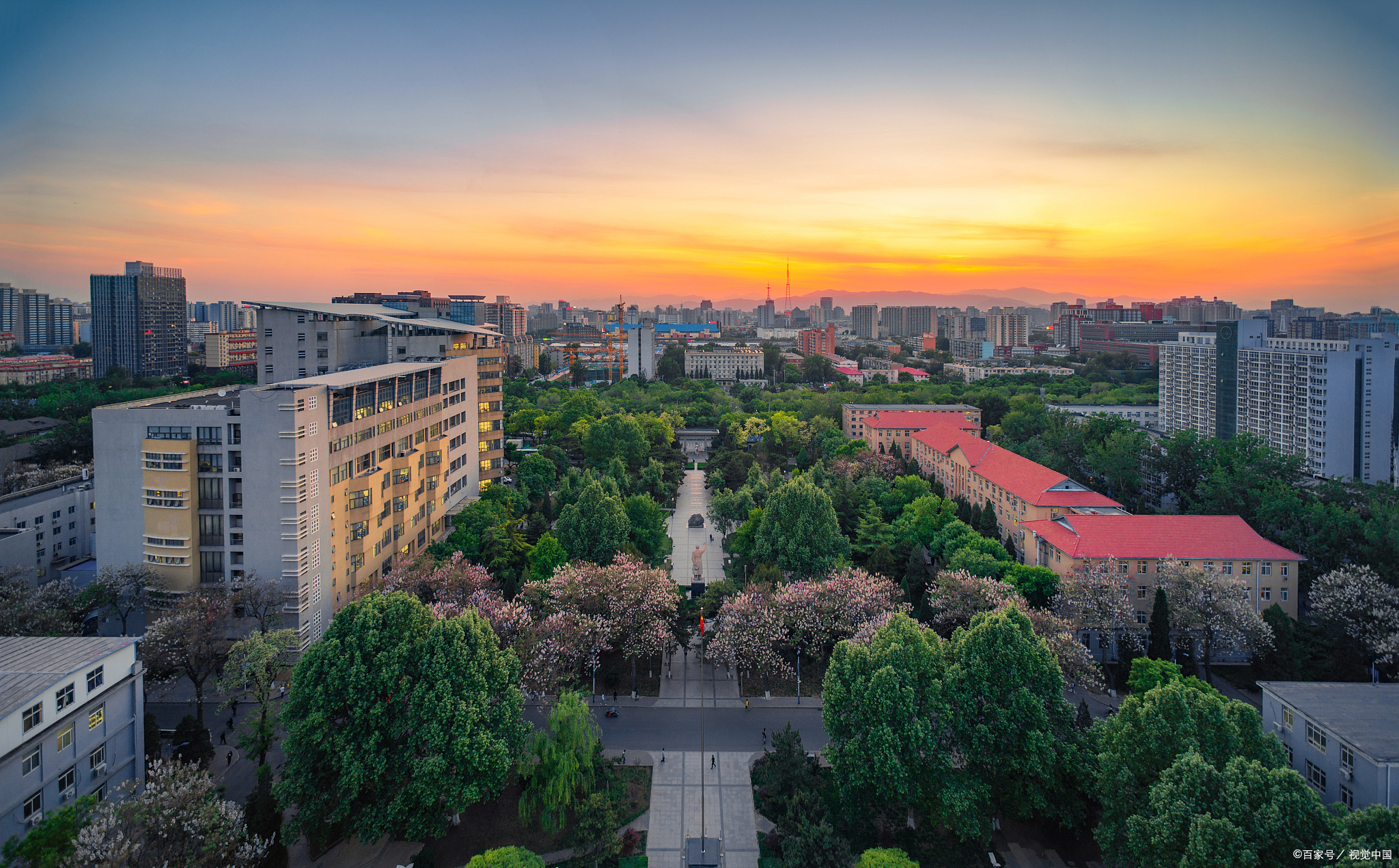 武汉理工大学凌江图片