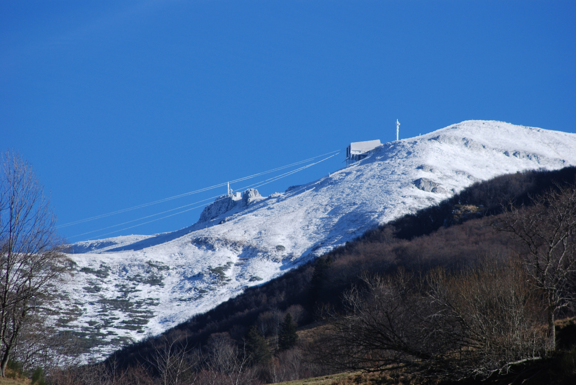 心定西再出发#位于甘肃省定西市陇西县的石门雪山是一座以雪山为痔邋