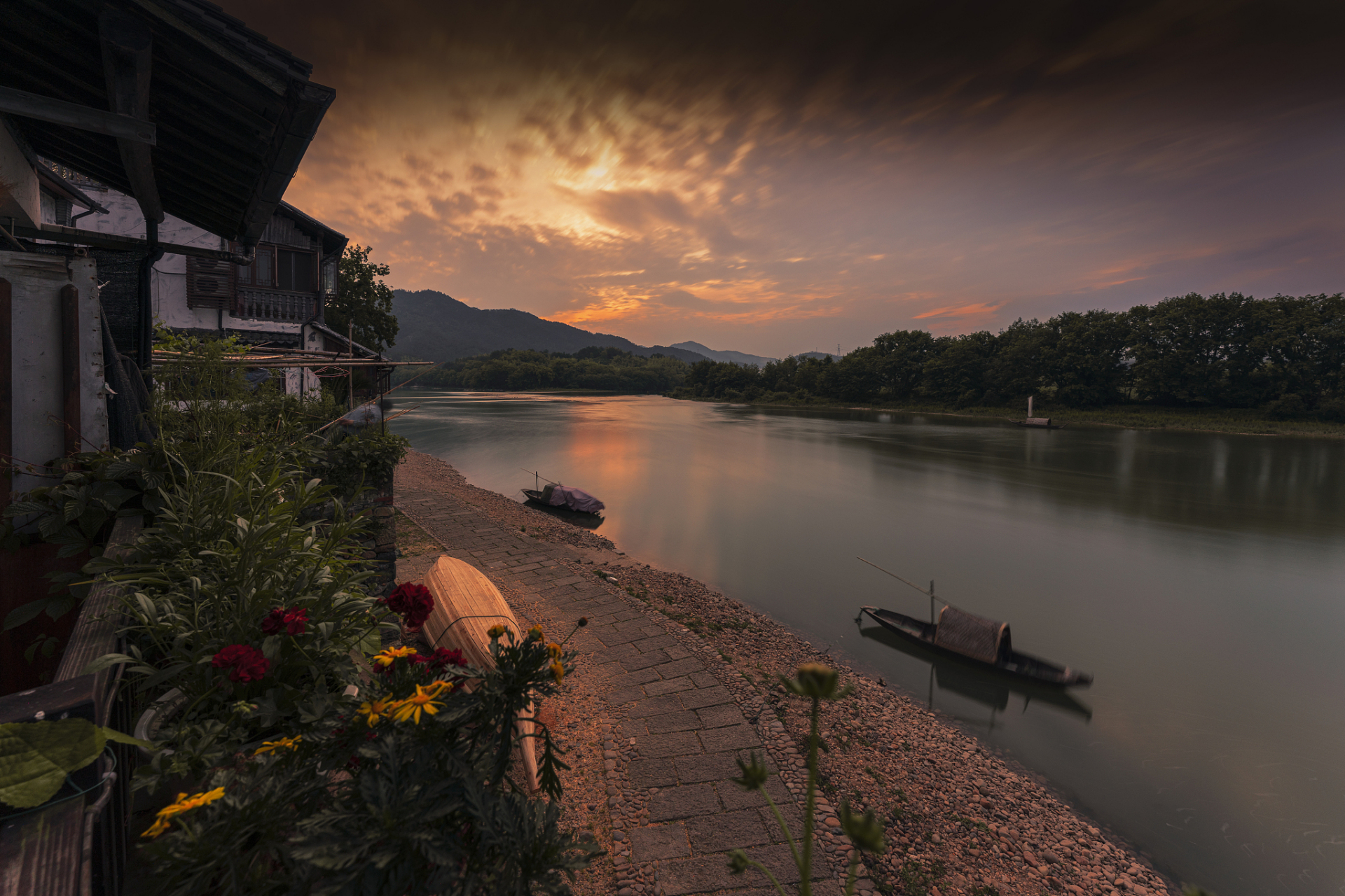 古堰画乡位于浙江省丽水市,是一个充满艺术气息和自然美景的目的地.