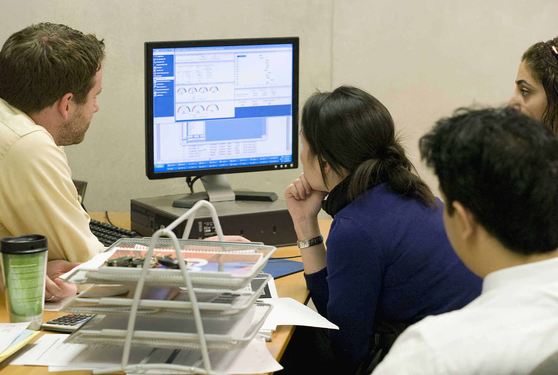 在程序员面试中,以下情况通常会吸引面试官的注意,并表明你通过面试的