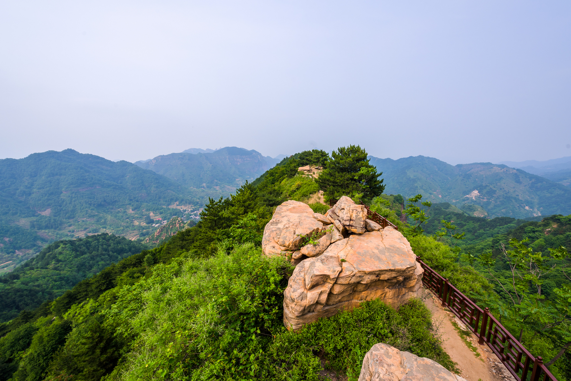你是否曾经想知道,吉林四大名山之中,隐藏着什么样的神秘力量?