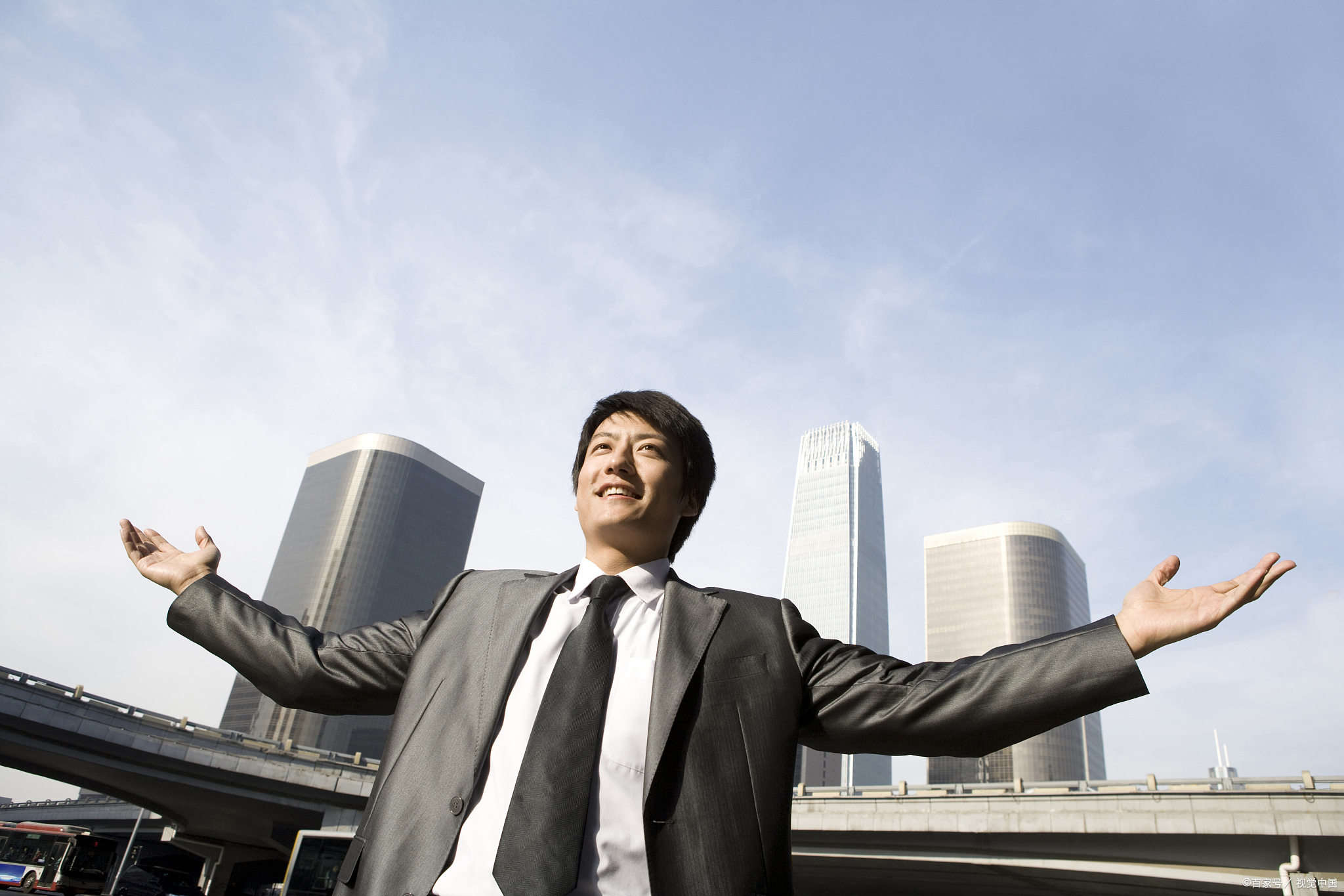 在这家民宿上被拿来跟附近的五星级酒店比较, 成功人士图片成功者成功