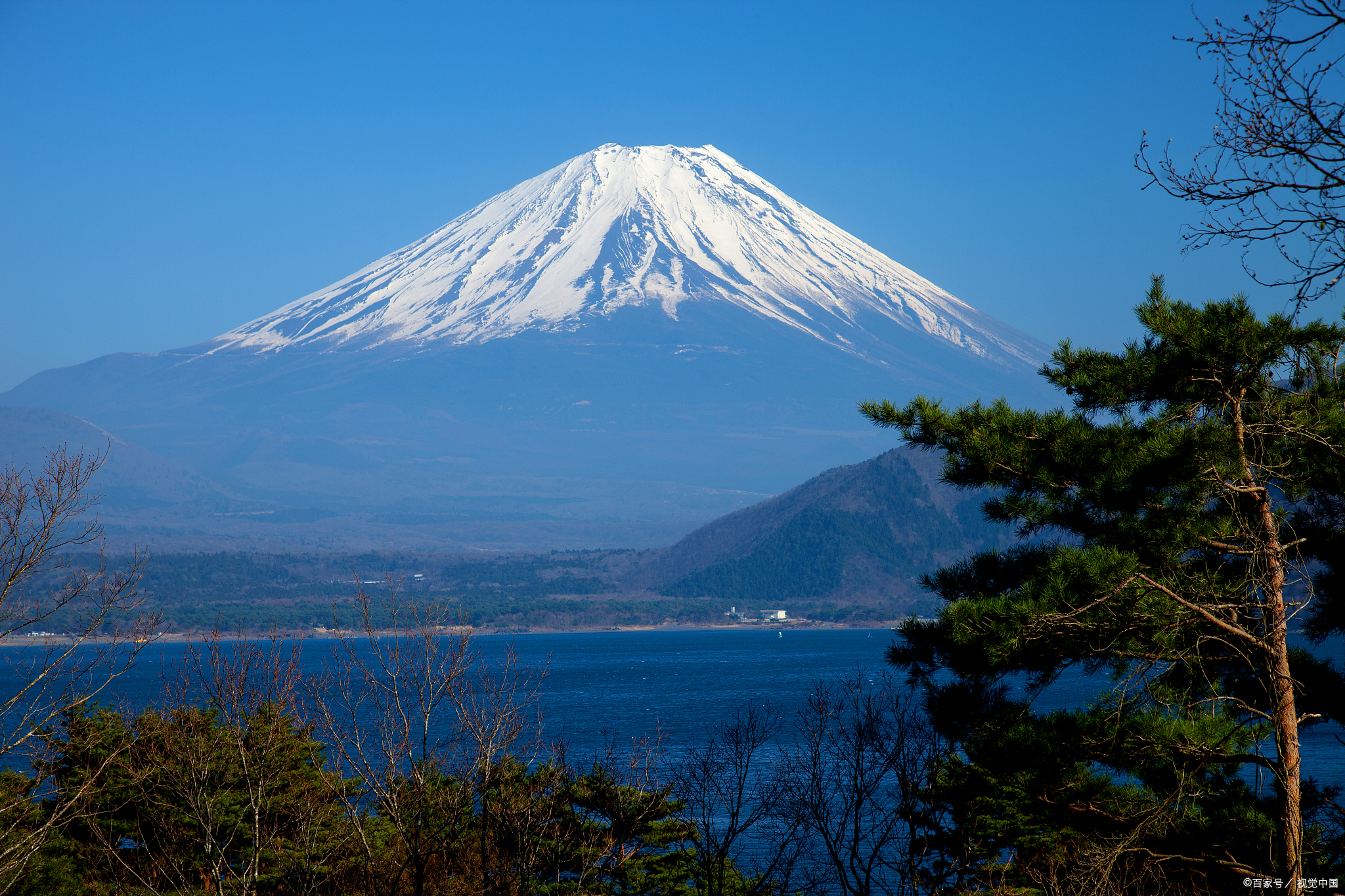 富士山在日本哪里?探秘富士山:日本的圣岳,世界的壮丽奇观