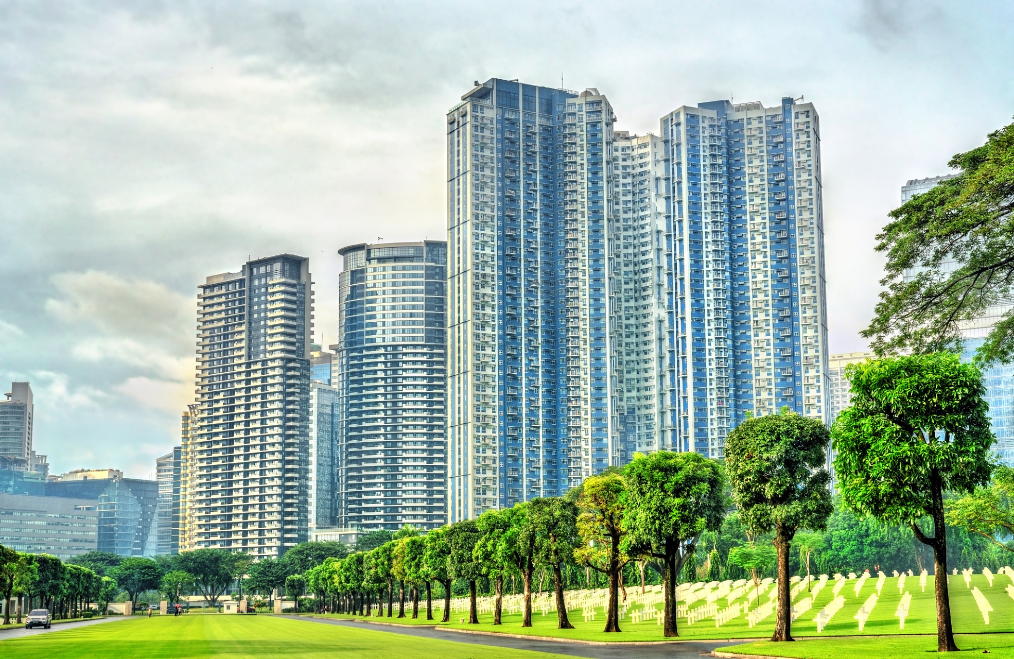 深圳人才房是指为了吸引和留住高端人才,而由政府出资兴建的住房项目.