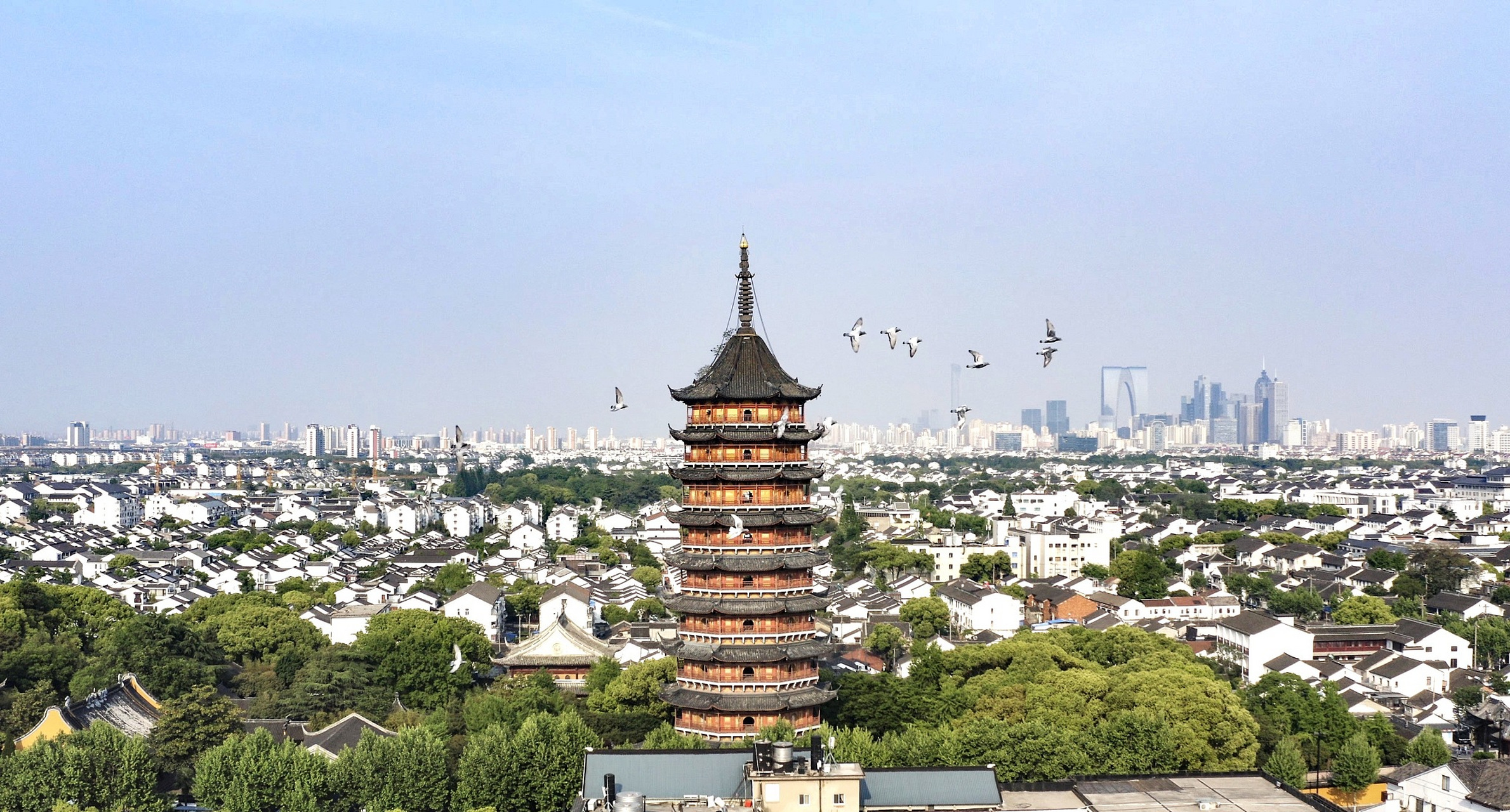 如今,松江方塔已经成为了上海市民和游客们喜爱的旅游景点