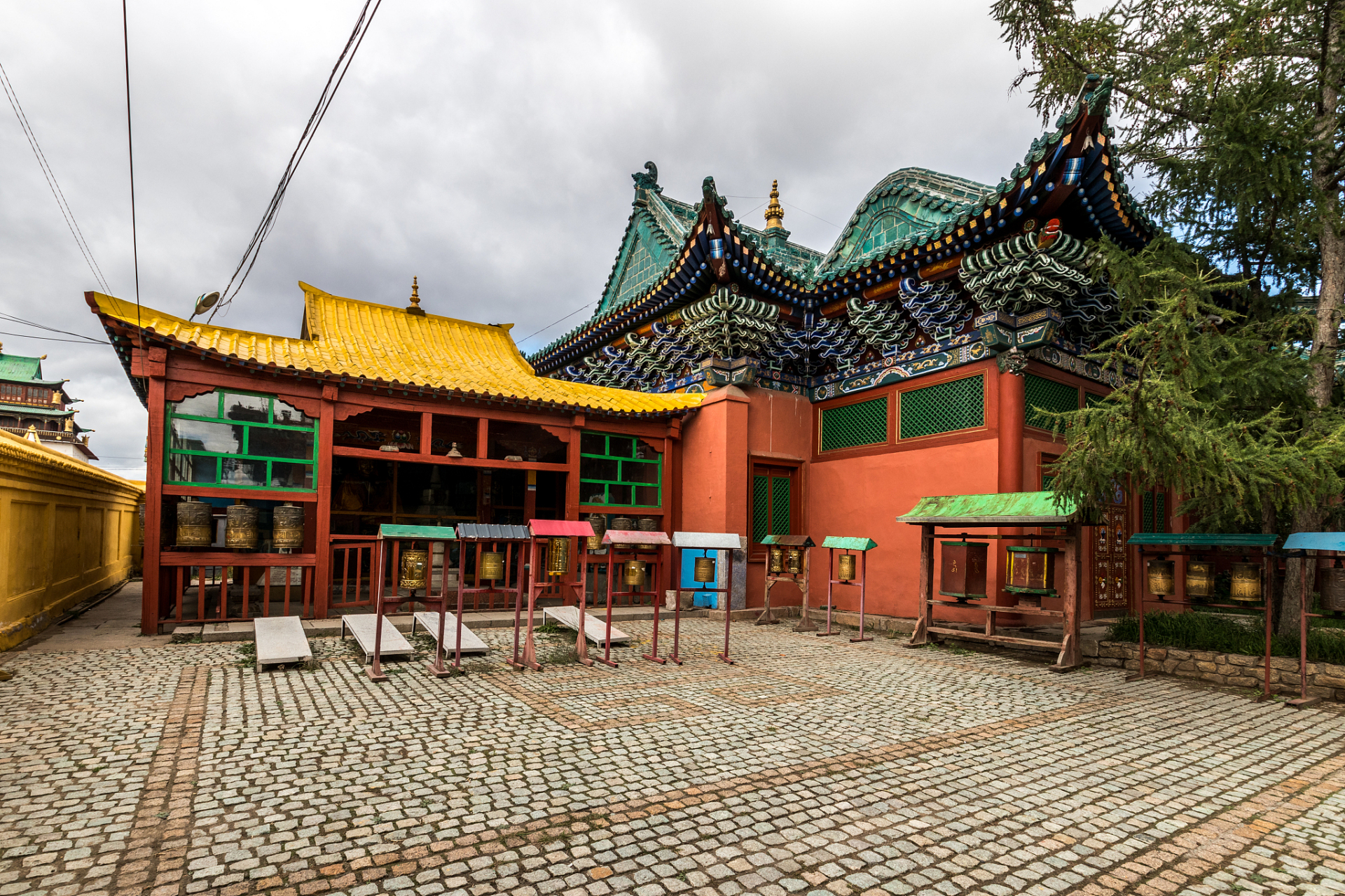 内蒙古藏传佛教寺庙图片