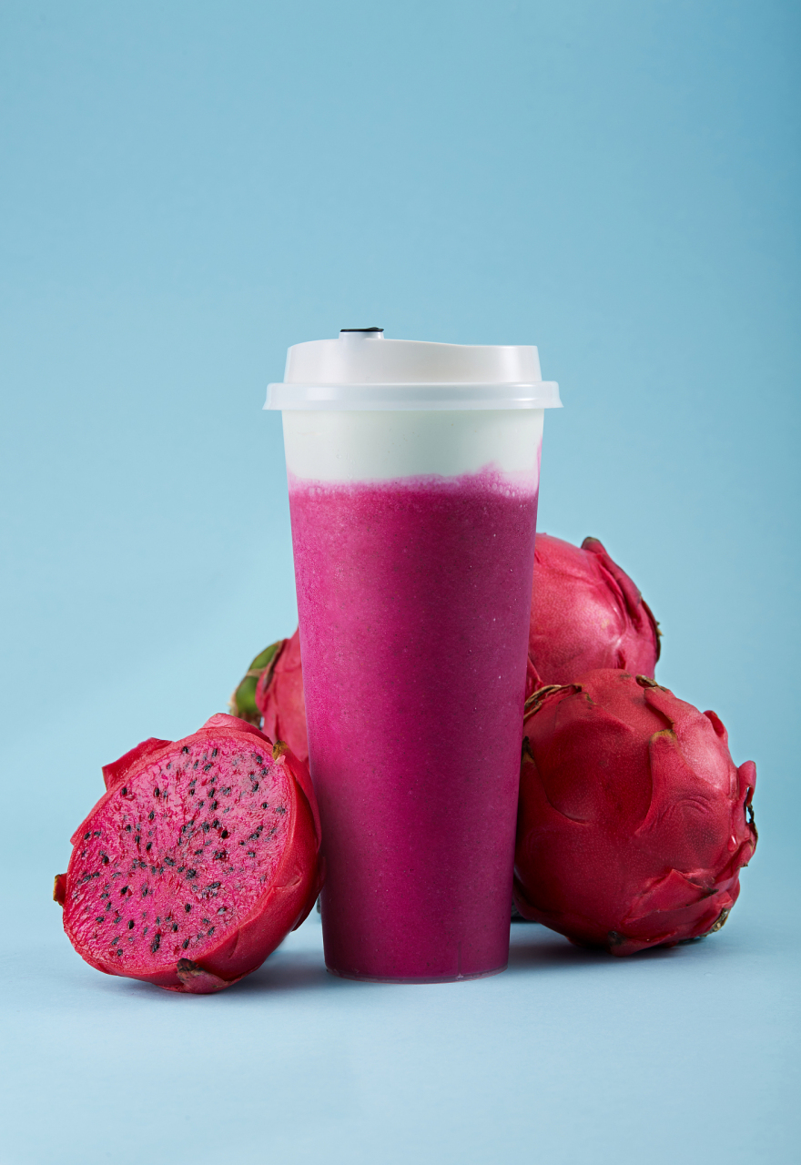 火龙果汁营养丰富,口感清爽,制作步骤包括准备新鲜的火龙果,将果肉