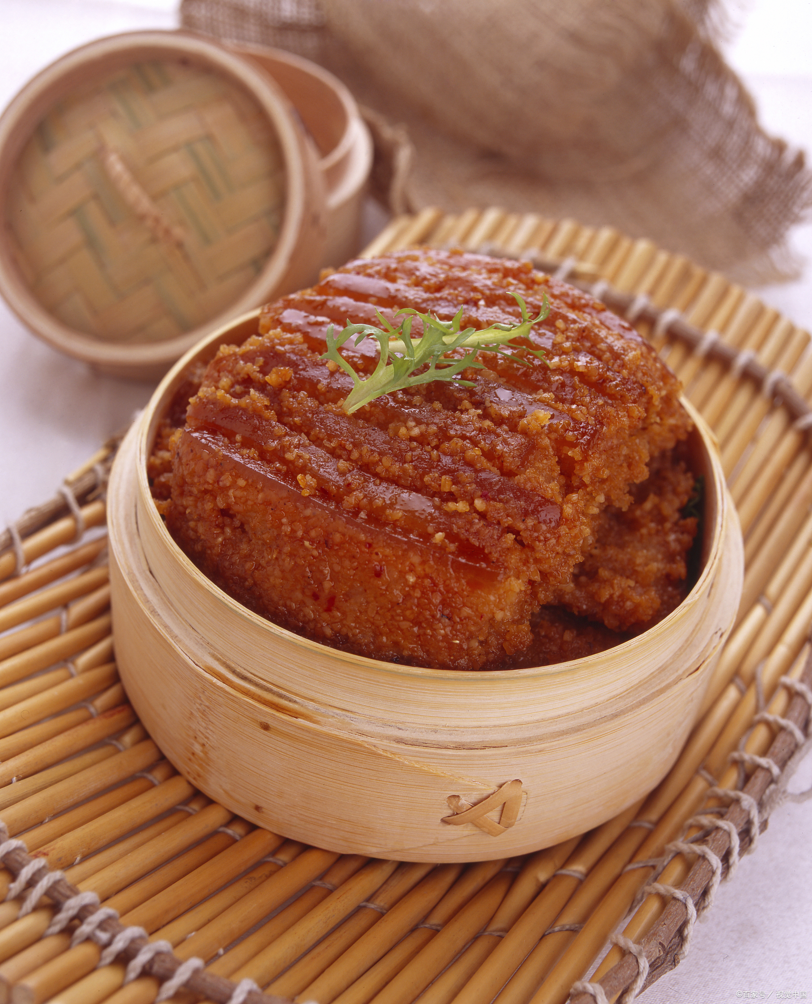 每当谈论起河南冬日的美食,我总是想起那些各种蒸菜.