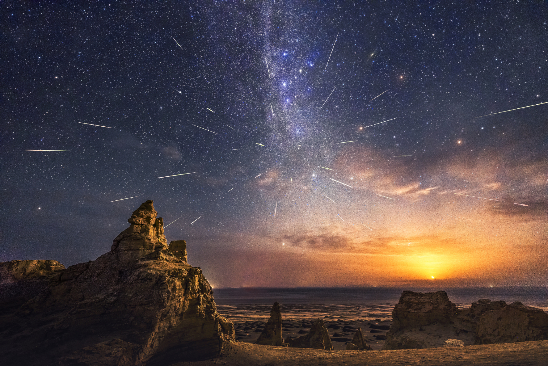 英仙座流星雨週末閃耀夜空# 2023年英仙座流星雨即將來臨,你準焙好