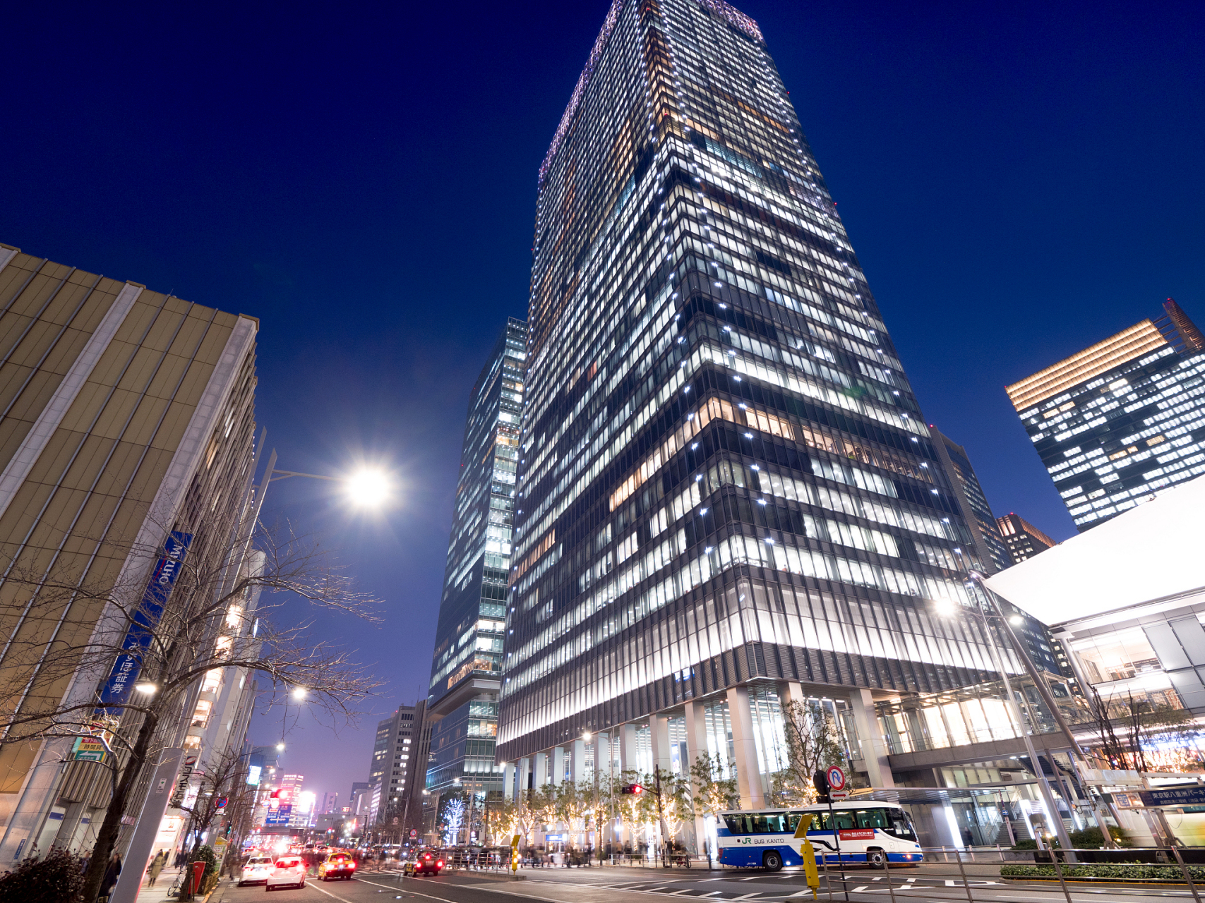 东京新建写字楼上半年租金3年来首超同期,随着日本经济从新冠疫情中