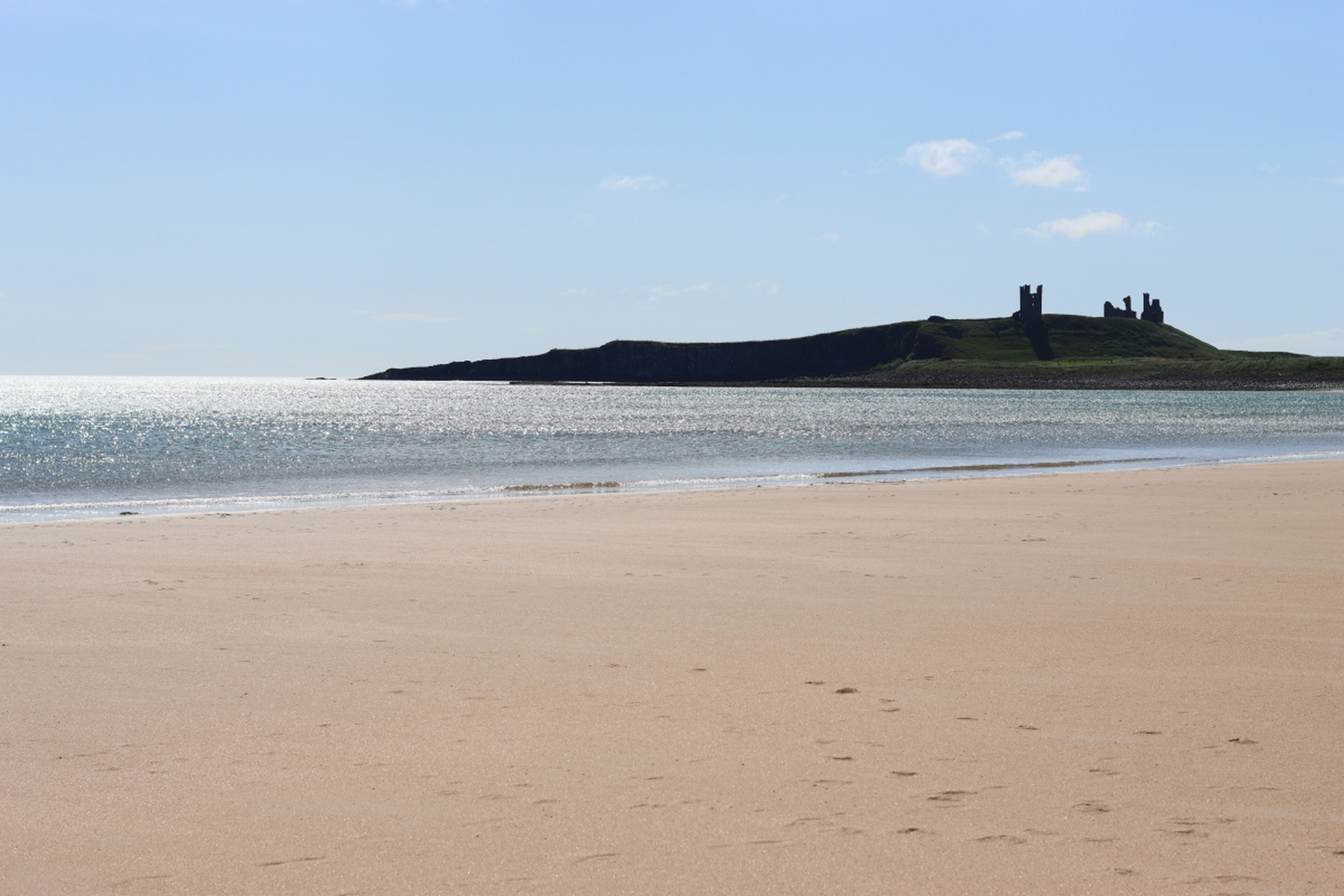 阳日湾景区是神农架林区的东大门,距离松柏镇仅有24公里,这里的海拔较