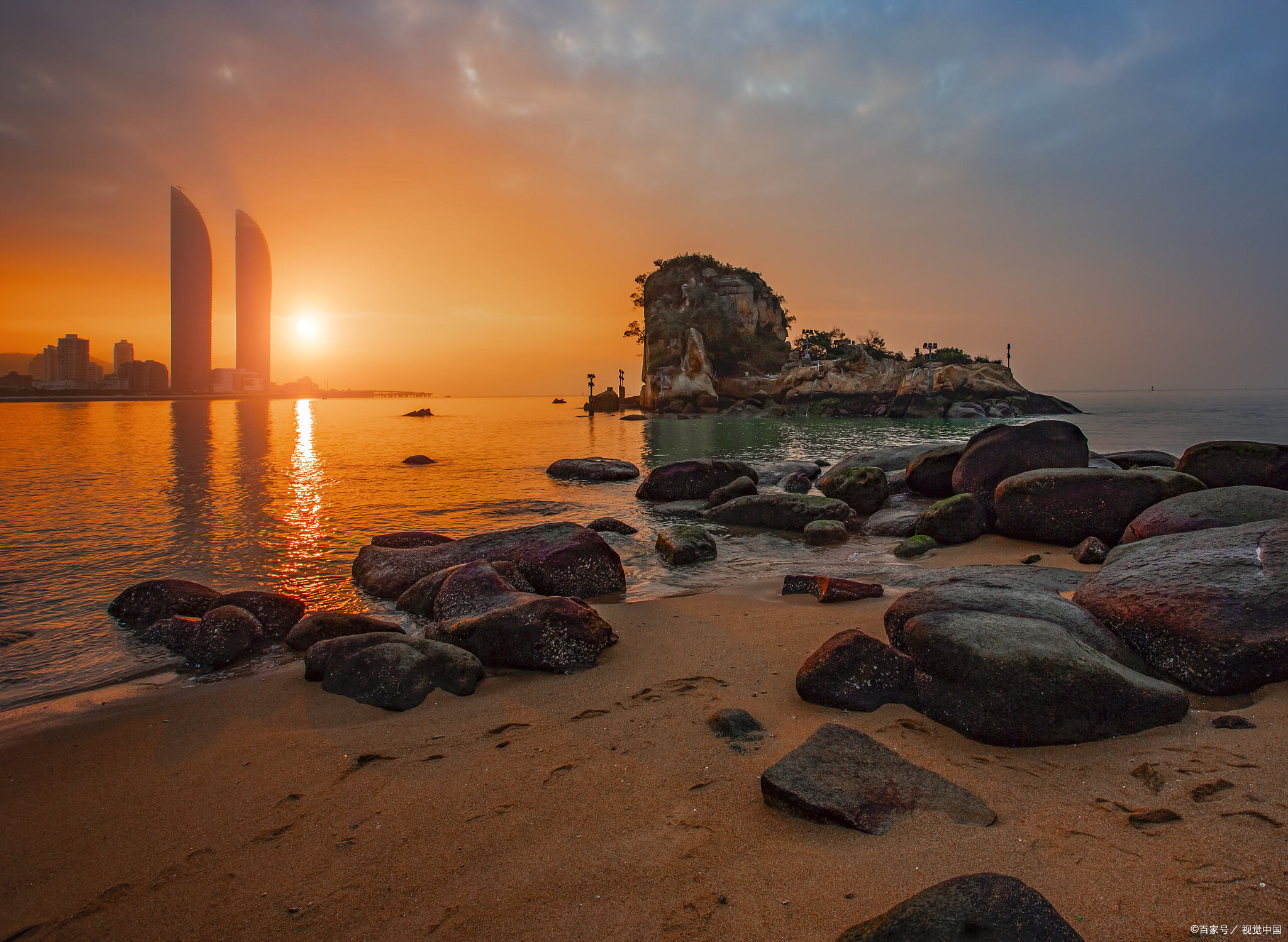 厦门:一座充满魅力和风情的美丽海滨城市
