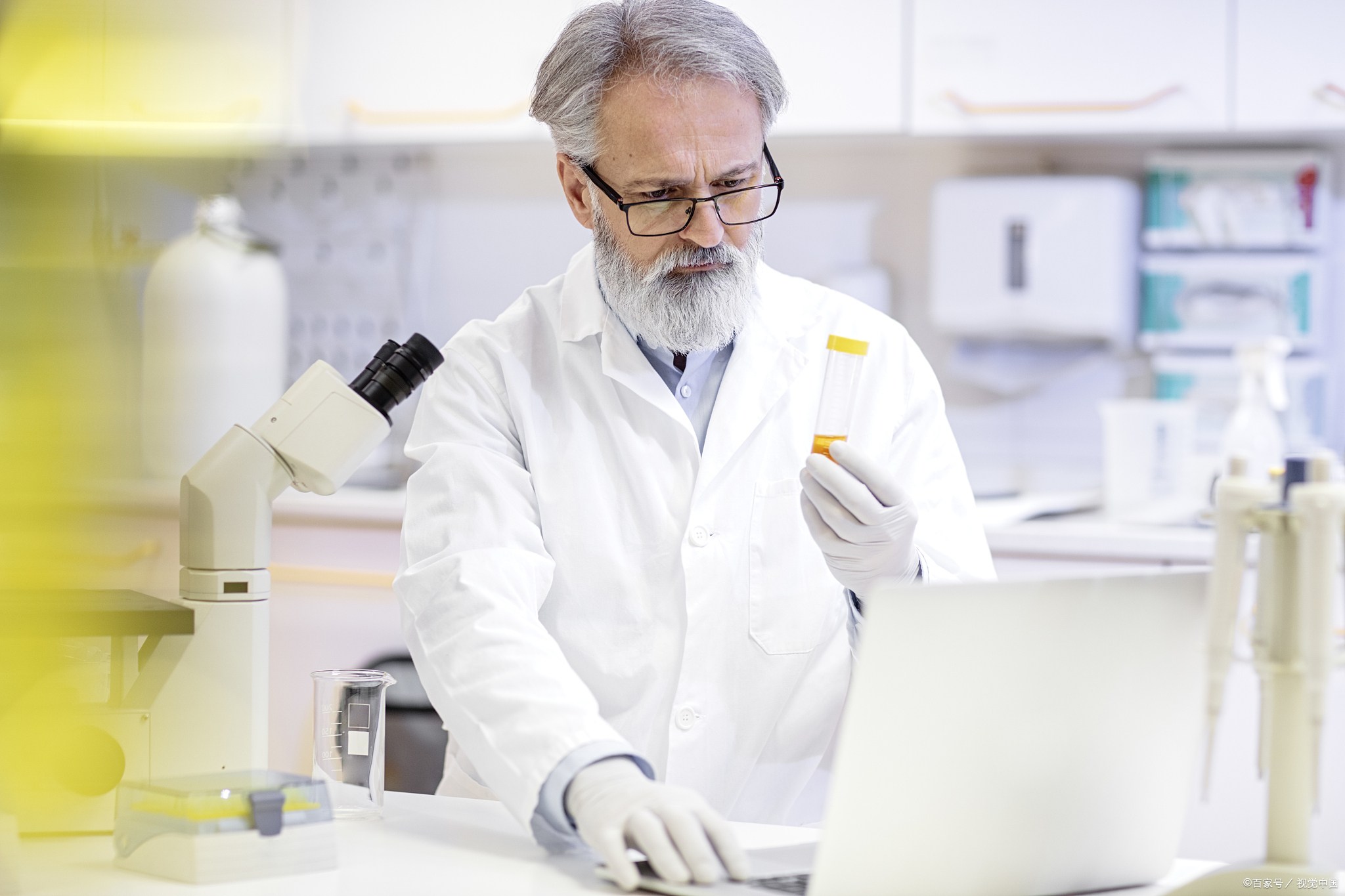 俄顶尖科学身亡疑因误食毒蘑菇# 近日一名俄罗斯顶级科学家因误识毒