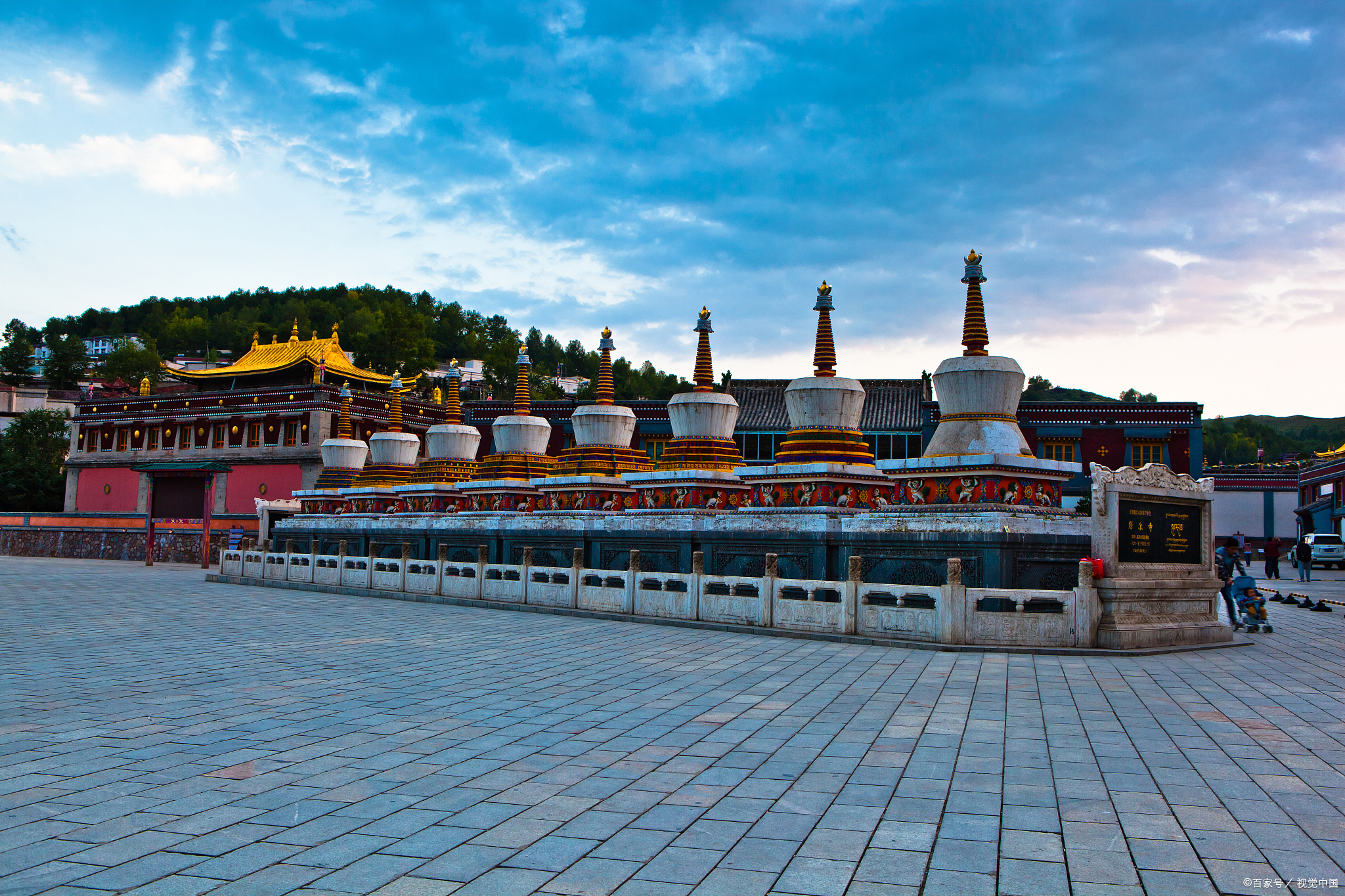 西宁一日游必去景点图片