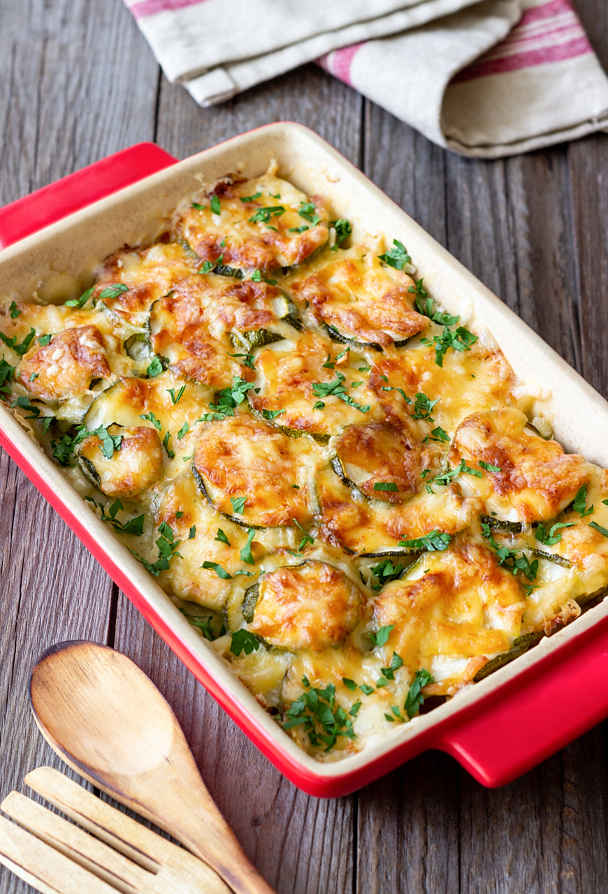 夜市热门小吃# 蚵仔煎起源于台湾,现在是国内许多夜市中非常受欢迎的