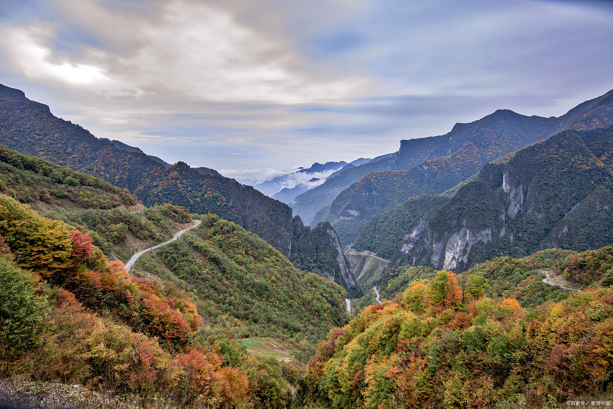 遵义娄山关,秋日登高,俯瞰群山超壮观!