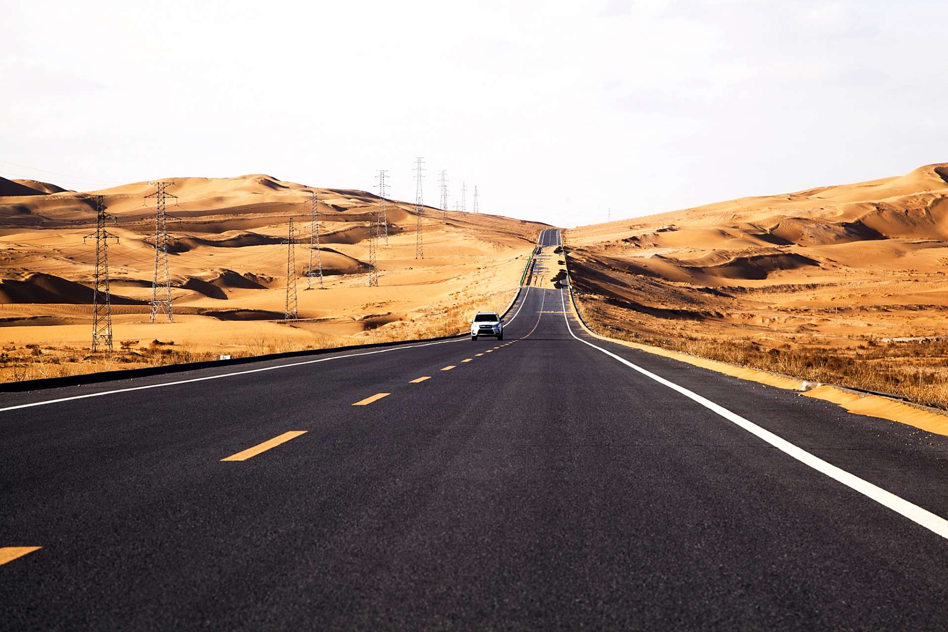 世界上唯一可以不劳而获的就是贫穷, 唯一可以无中生有的是梦想.