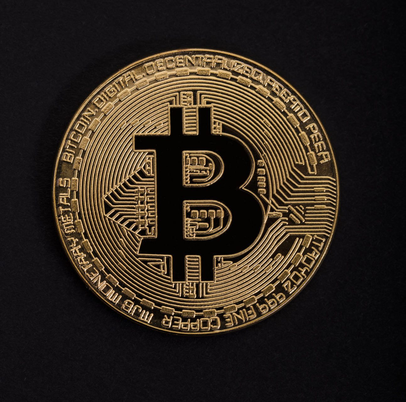 比特币,资产配置新宠!降低风险,对冲通胀与货币贬值的神器.