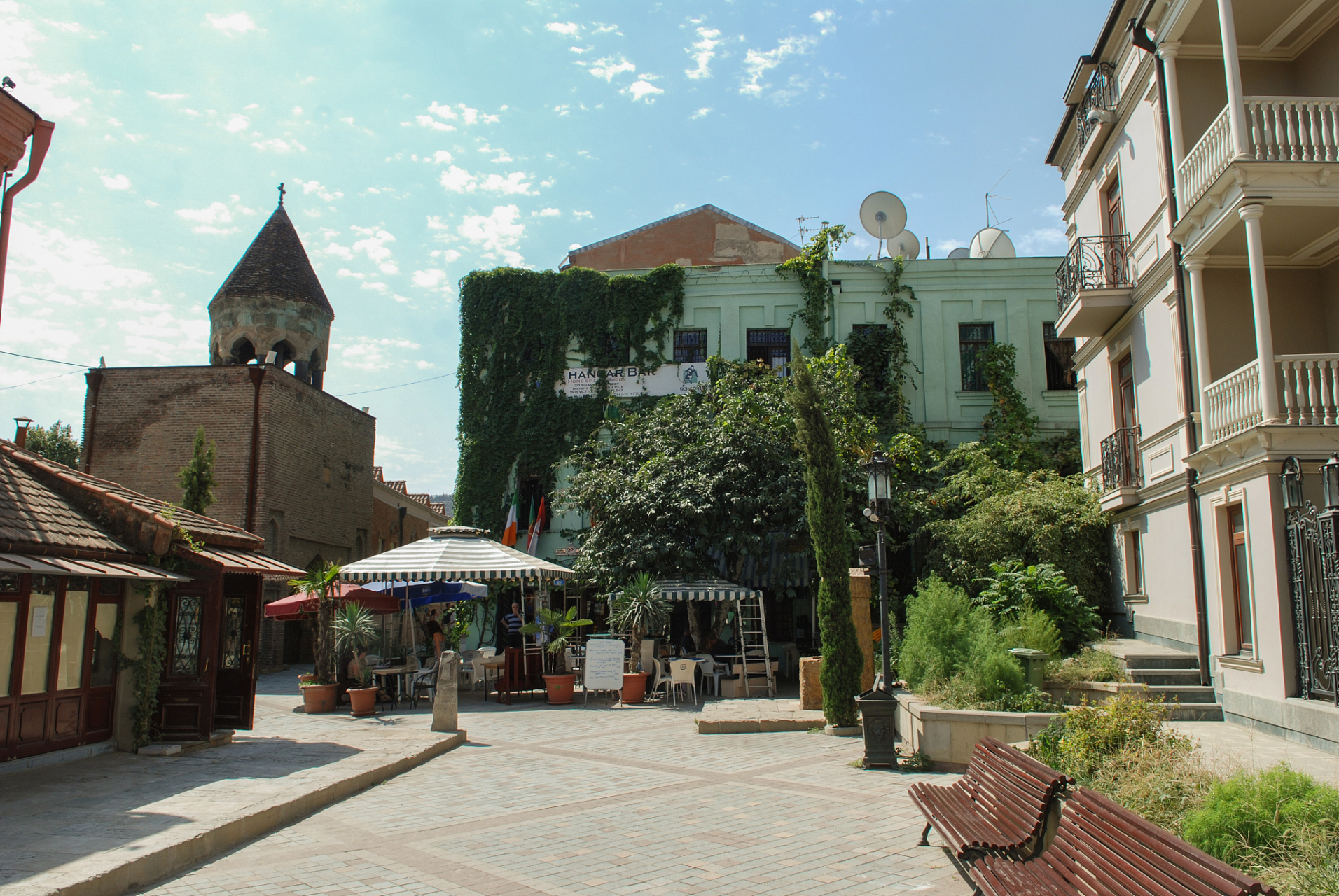 九月动态激励计划# 青岛德国风情街位于山东省青岛市市南区浙江路这 