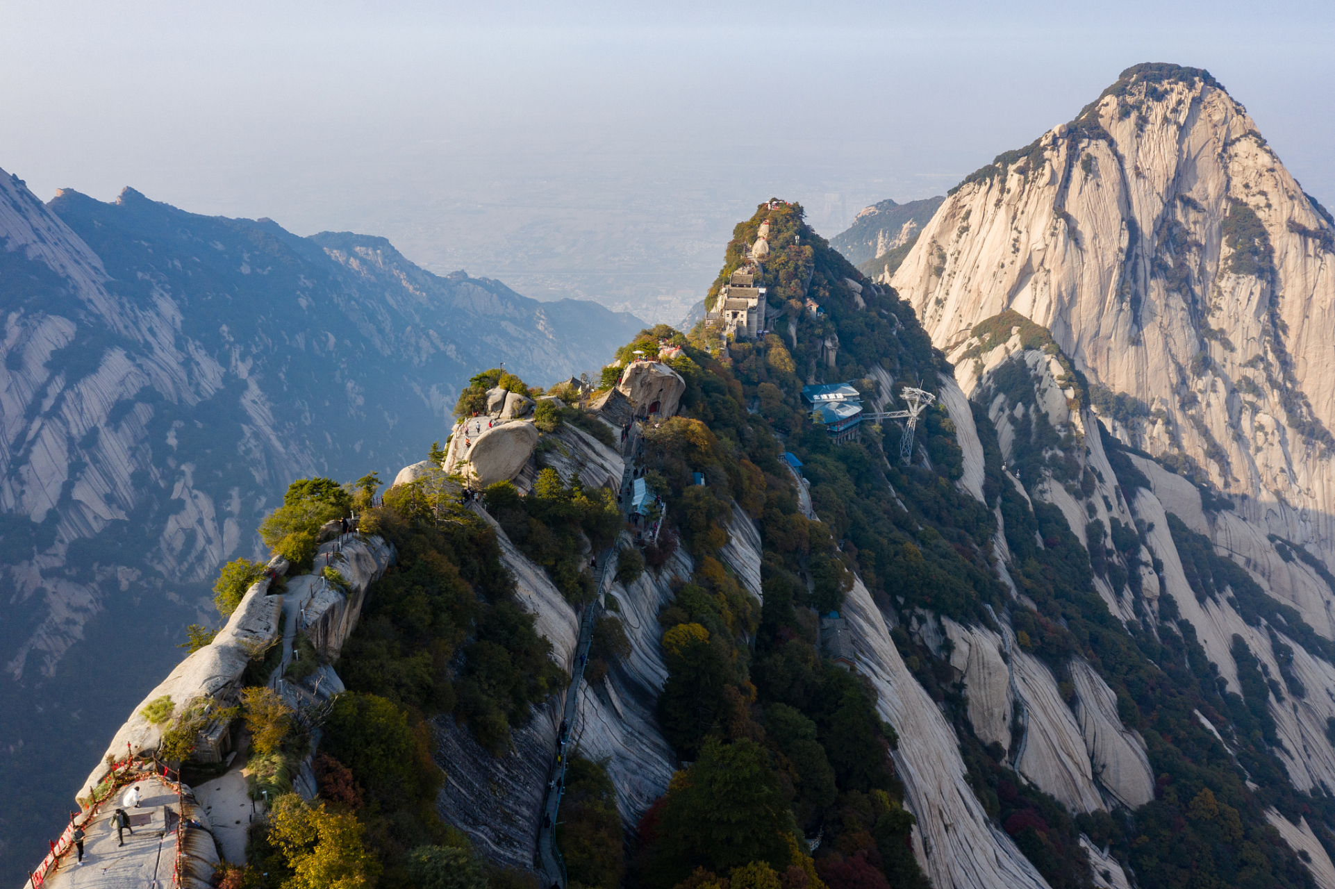 华山险峰图片