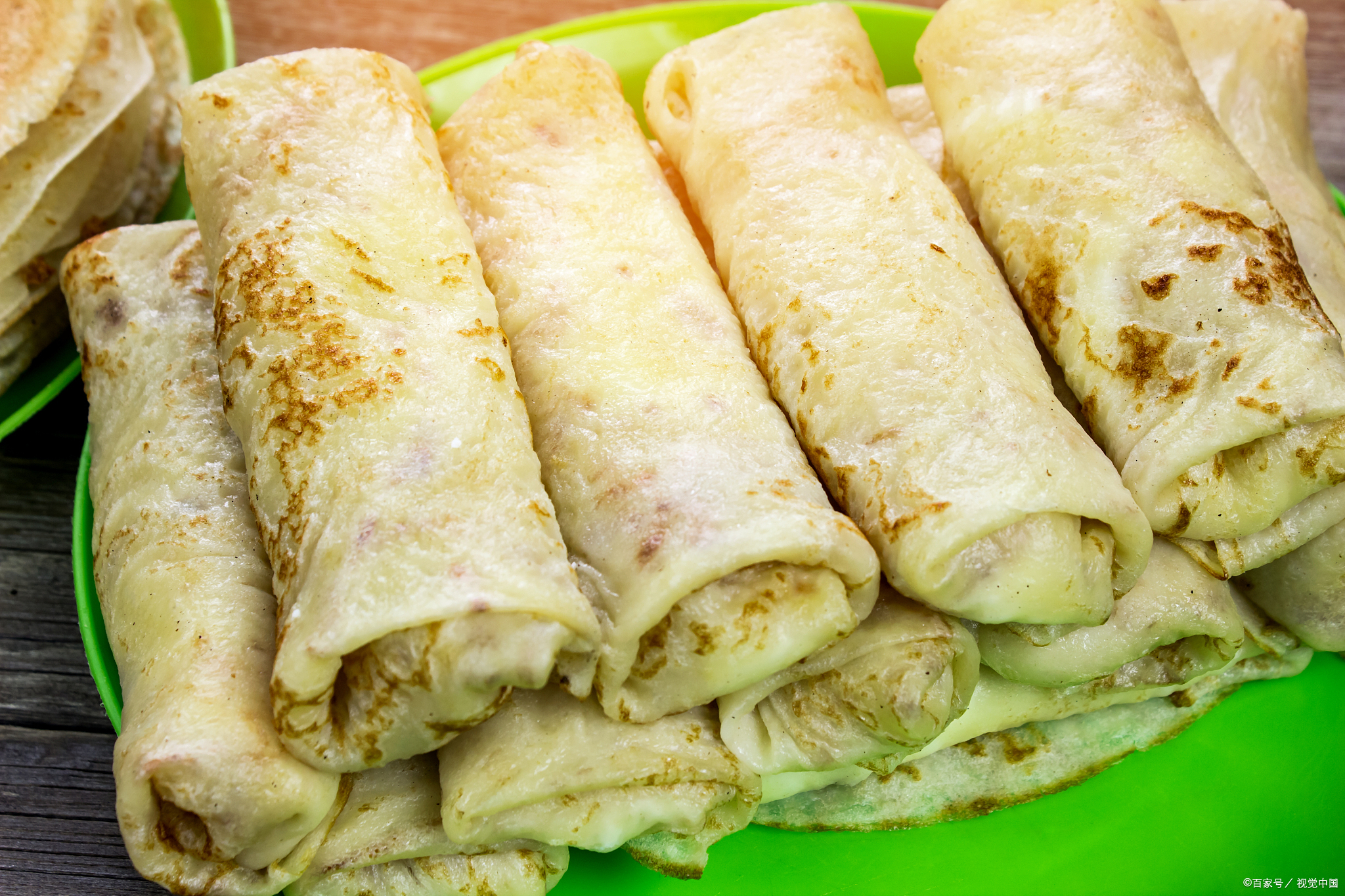 煎饼的制作过程虽然看似简单,但.@健身生活录的动态